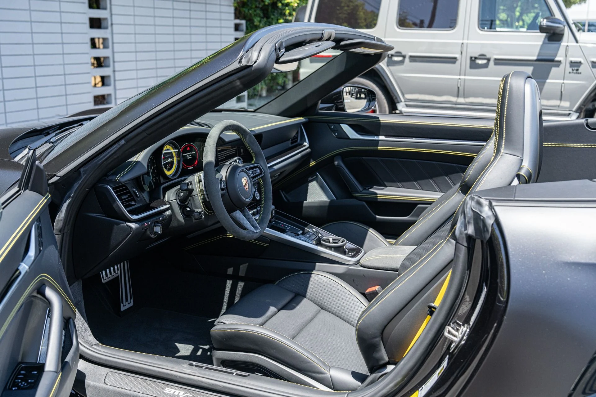 mph004_3712533604_Used_2025_Porsche_911_Turbo_S_1753733820_b91116f709