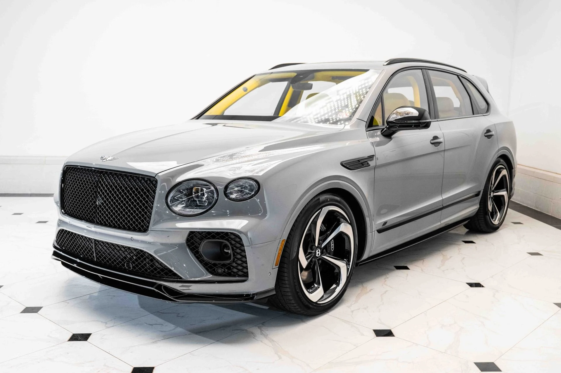 mph004_3713619339_Used_2023_Bentley_Bentayga_S_V8_1698872285_fe4eeb3a62