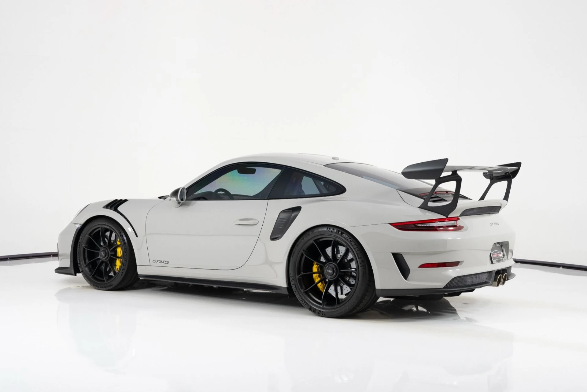 mph004_3713769699_Used_2019_Porsche_911_GT_3_RS_1758126565_07fb0bba67