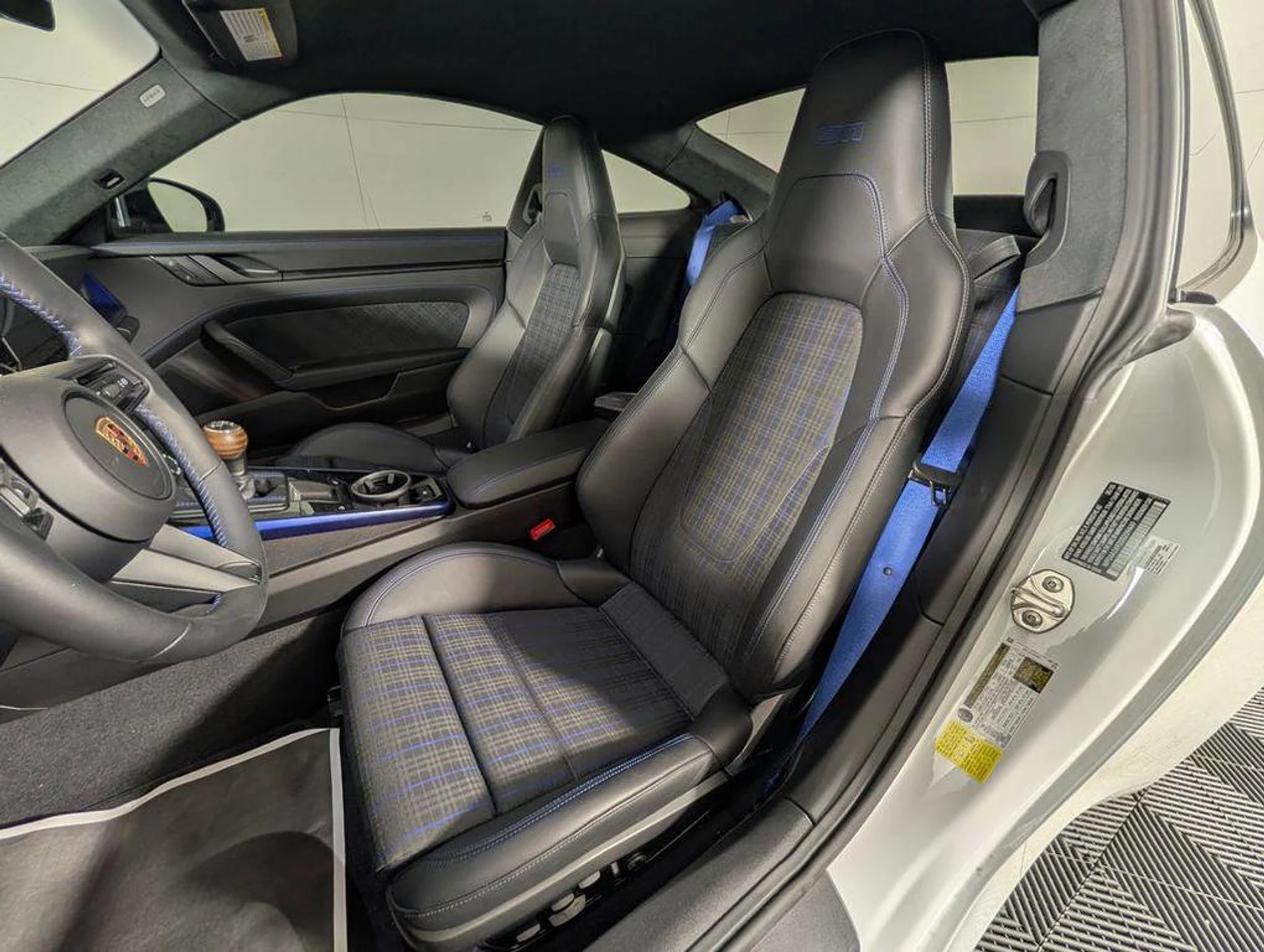 mph004_37203154_U_Kzp_B1_Vio_CLV_4_V8yix_I_Yezlr_Y_9616027ef2