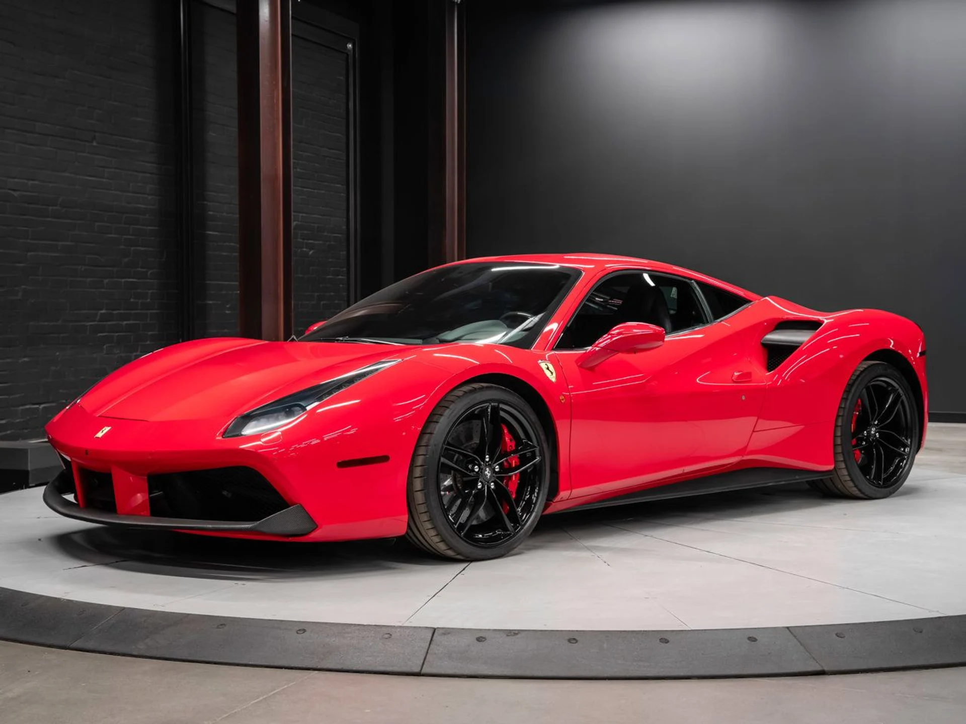 mph004_3721313951_ferrari_488_gtb_2017_b56144d710