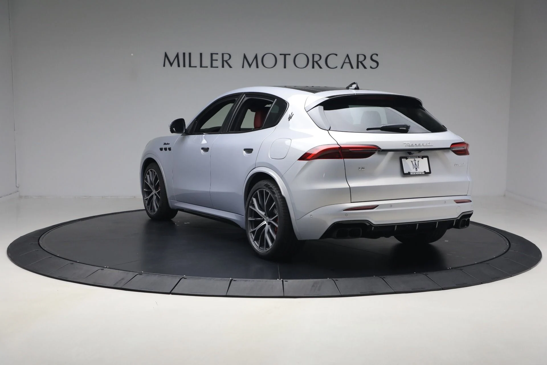 mph004_3732536972_New_2026_Maserati_Grecale_Modena_V6_1778684351_b819d50b93