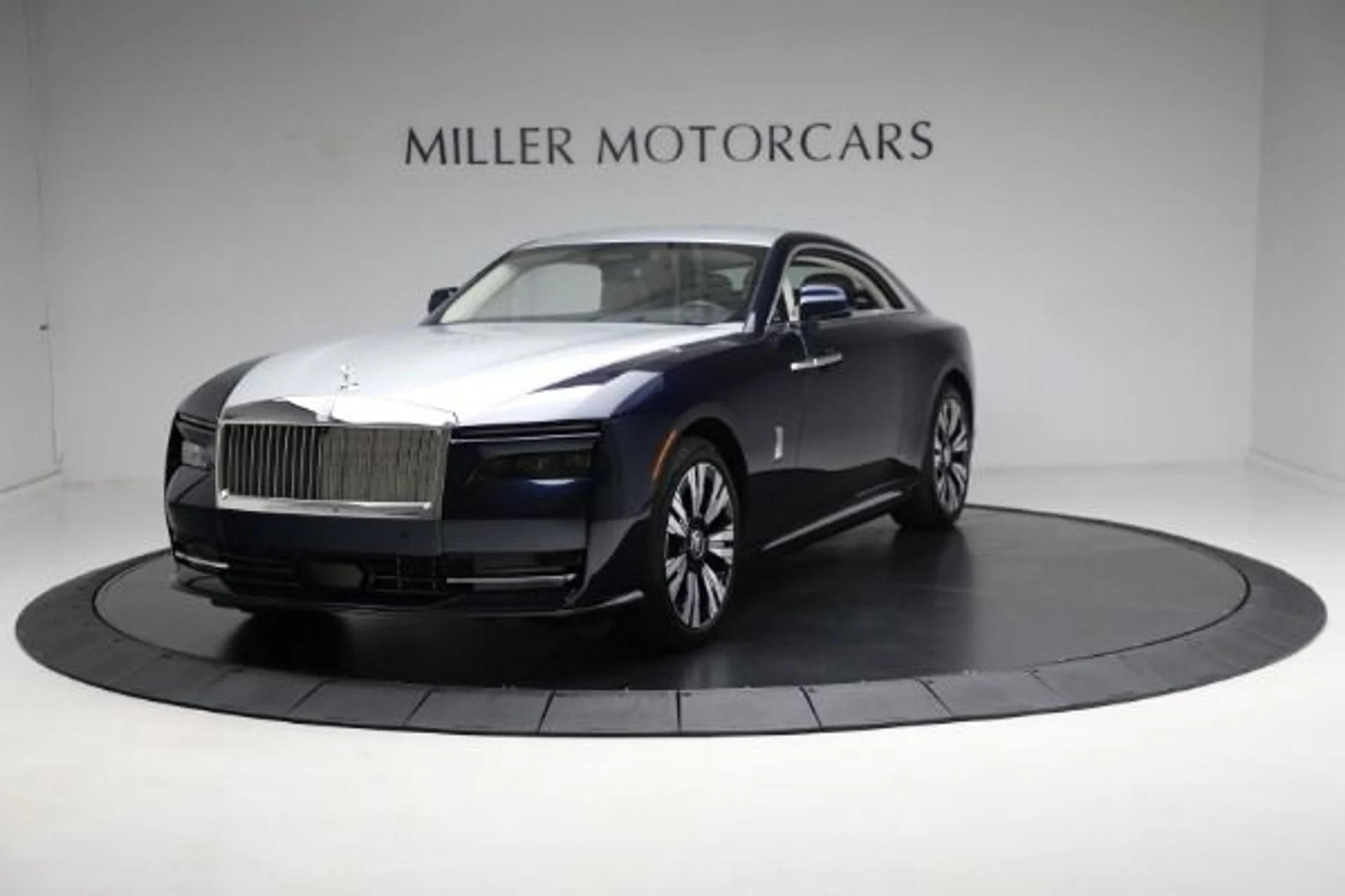 mph004_3738959906_New_2024_Rolls_Royce_Spectre_f9273e07df