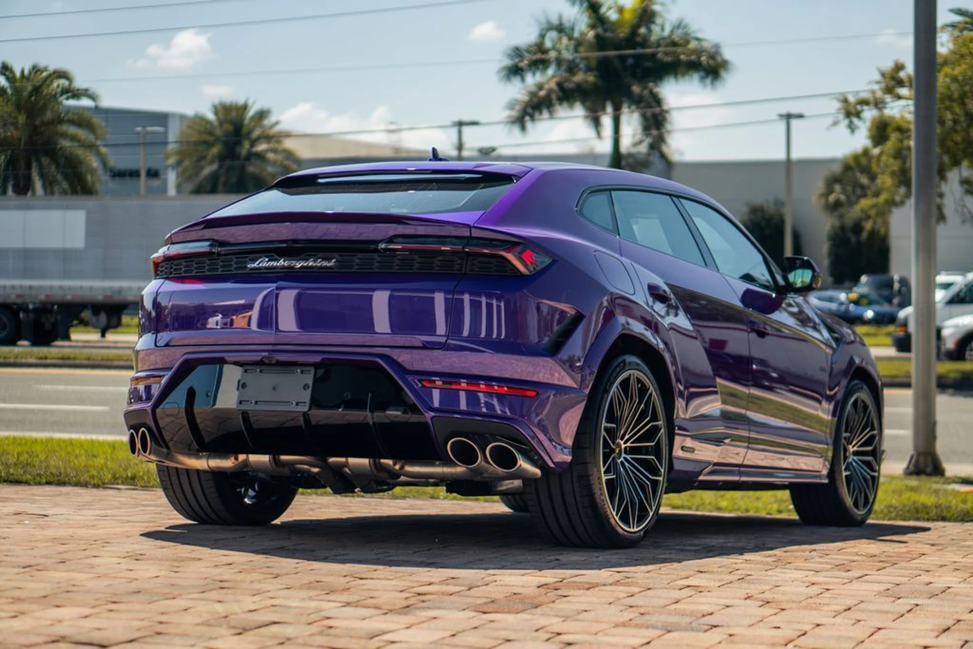 mph004_3739271783_efa16e70adf46f4036e1d5d2473bd276x_be54817d63