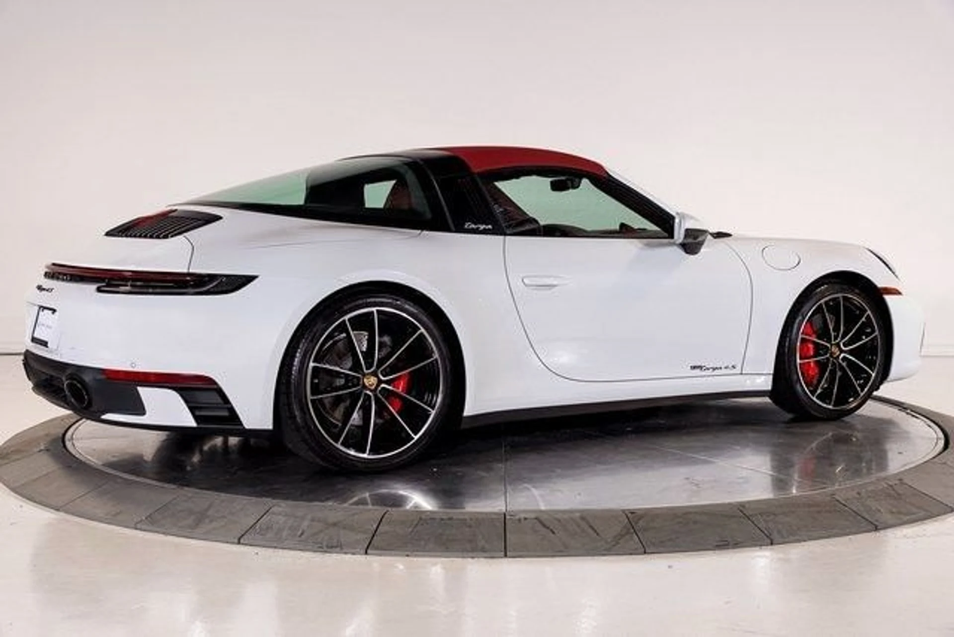 mph004_375186177_bd4fdde6d643edb30616de6fd2797b37x_23641484a9