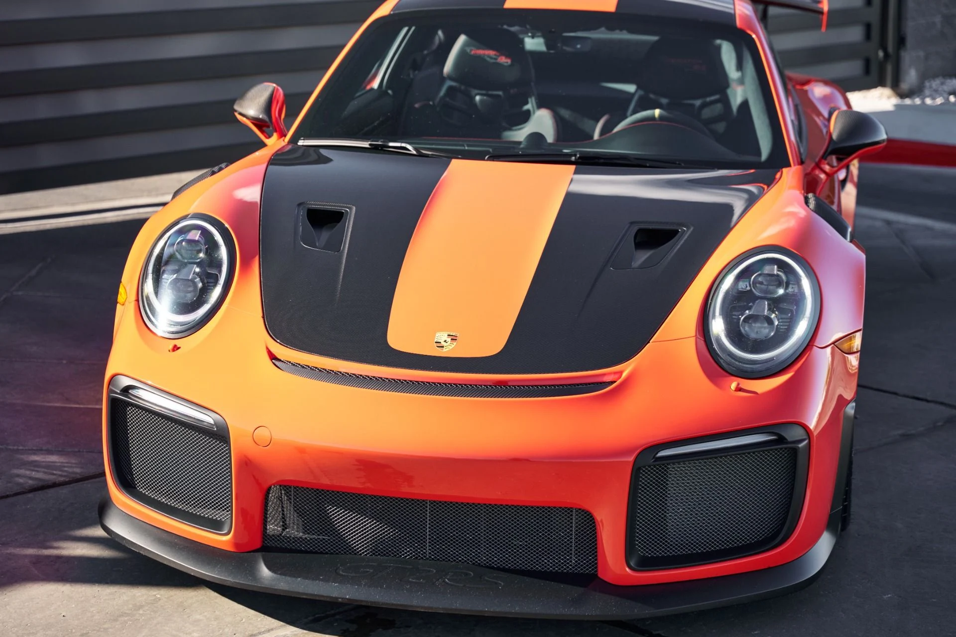 mph004_375823984_Used_2018_Porsche_911_GT_2_RS_1792687034_34e517cbc4