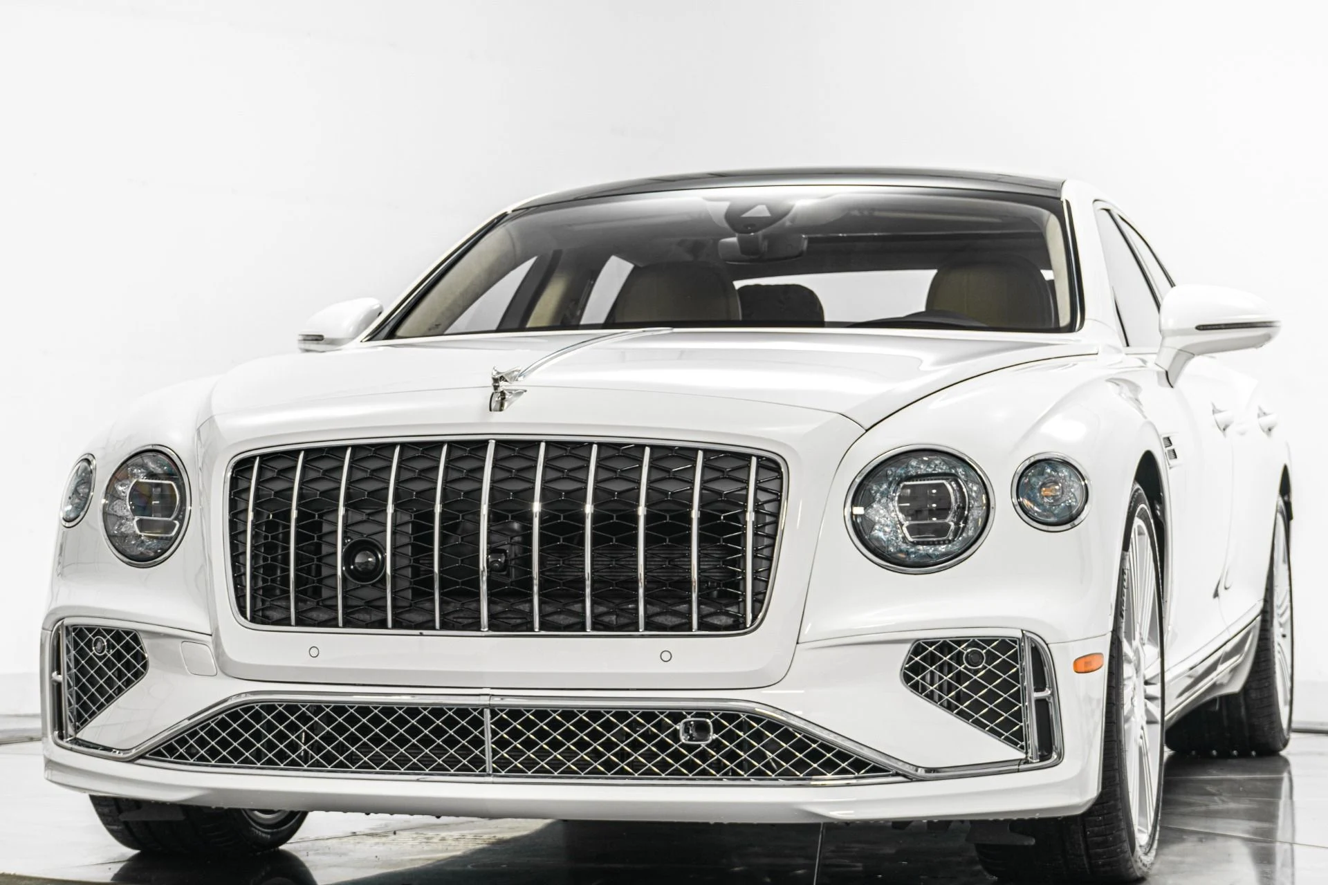 mph004_3764500522_Used_2026_Bentley_Flying_Spur_Azure_1772059089_789f4fbc01