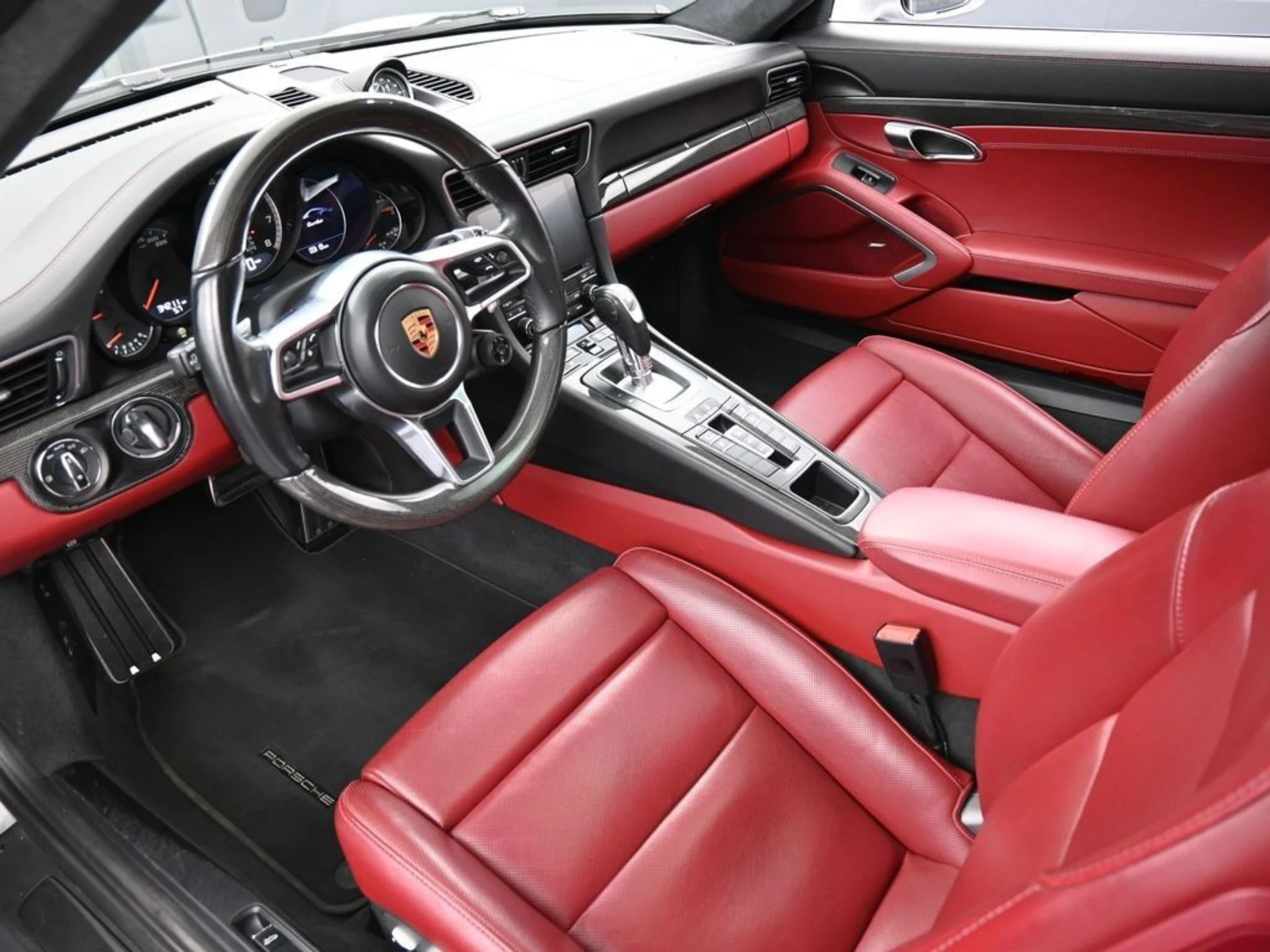 mph004_3767840818_image_4_6cf38633ad