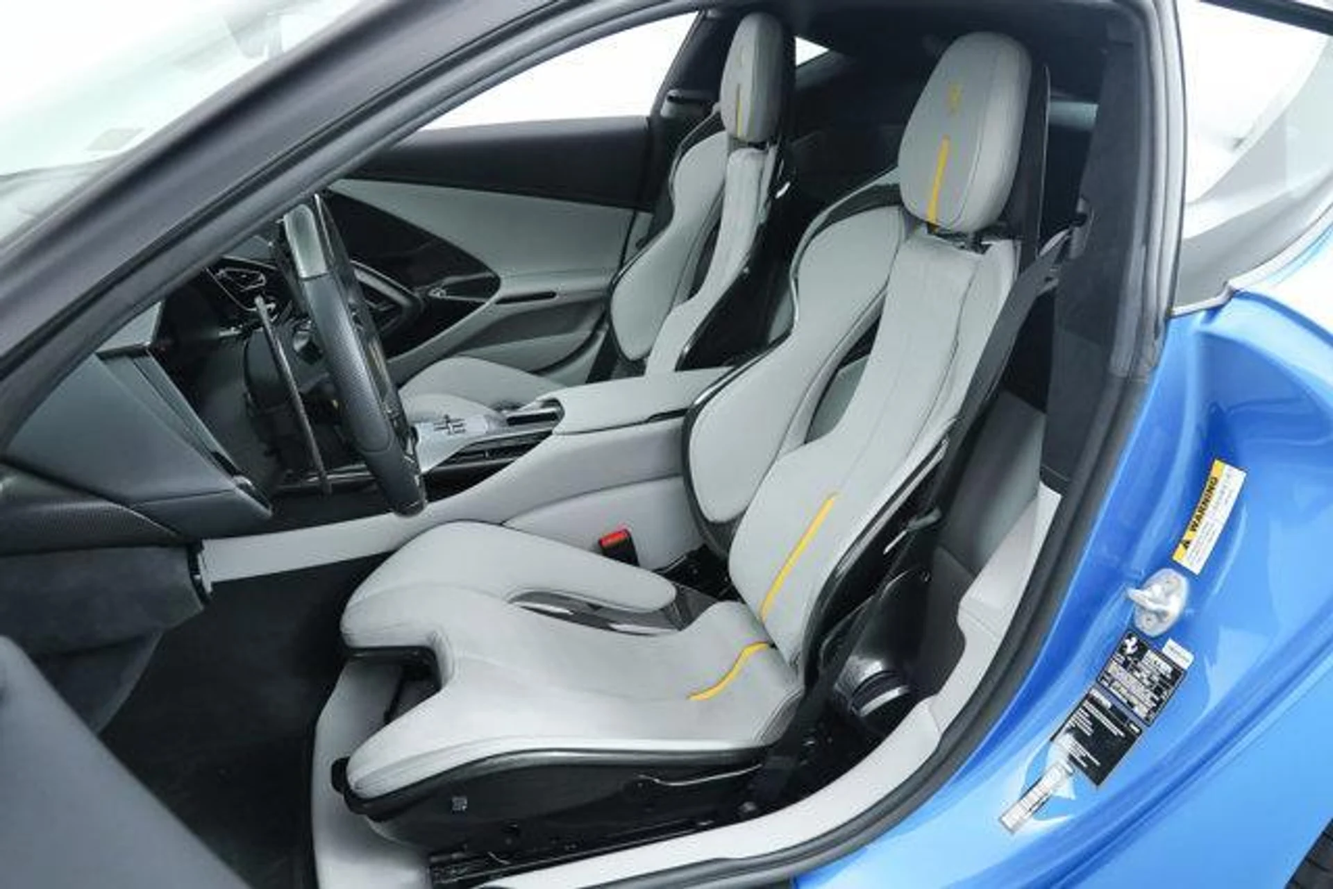 mph004_3769376636_0r_U3c_x_3fxu_J1_BC_Hk_Hv_D1q_XQ_2o_430538ceeb