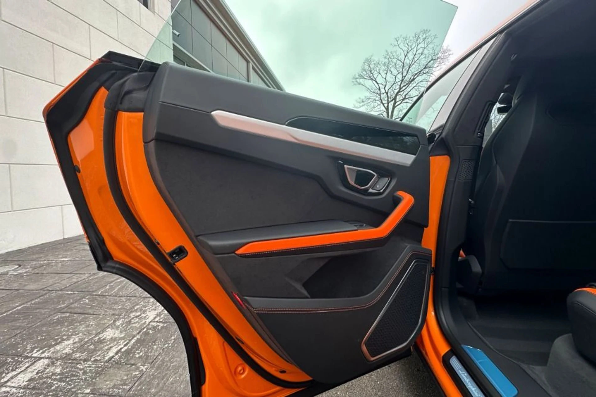 mph004_3783361139_New_2026_Lamborghini_Urus_SE_1776108765_df99d3620d