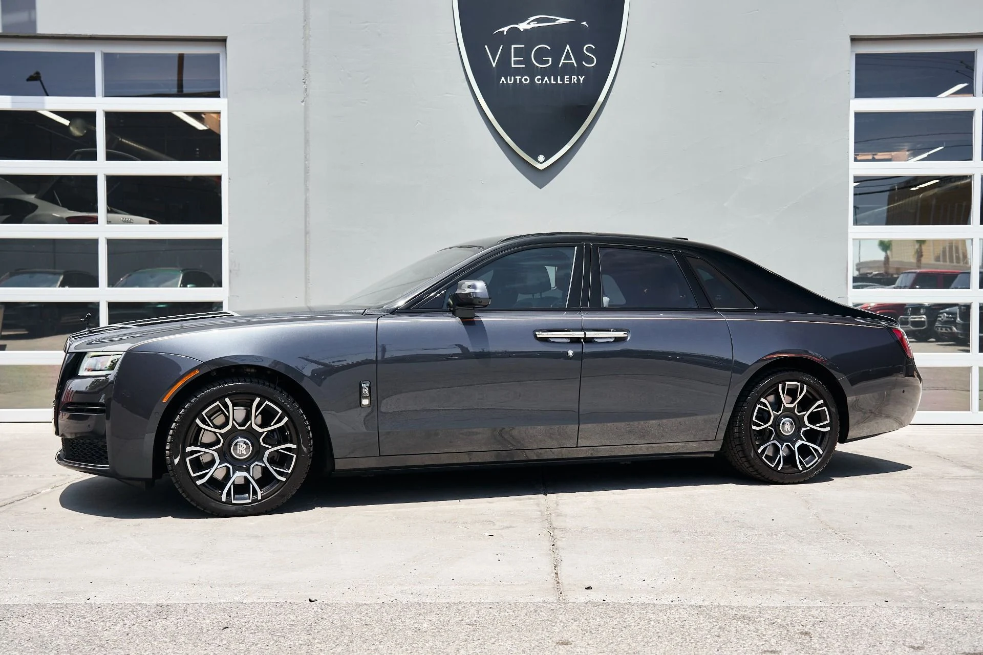 mph004_3784045941_Used_2023_Rolls_Royce_Ghost_Black_Badge_1721683510_60daaee484