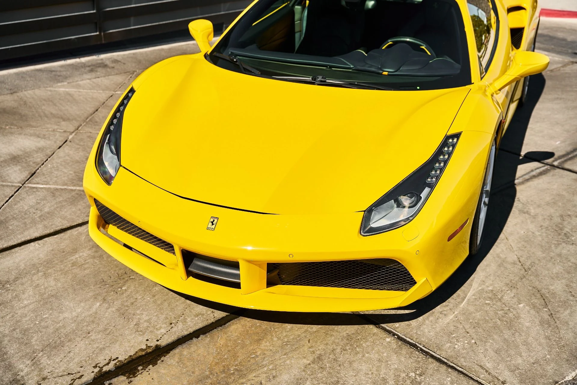 mph004_3787759777_Used_2017_Ferrari_488_GTB_Base_1791401126_09e4f255b7