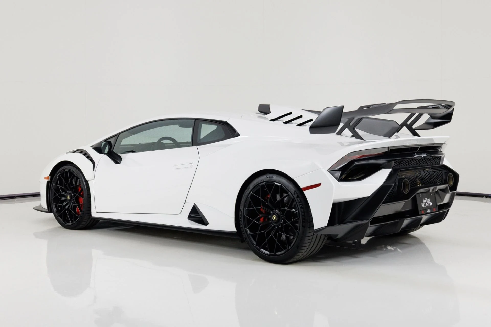 mph004_3791001792_Used_2021_Lamborghini_Huracan_STO_1789754410_e619bde026
