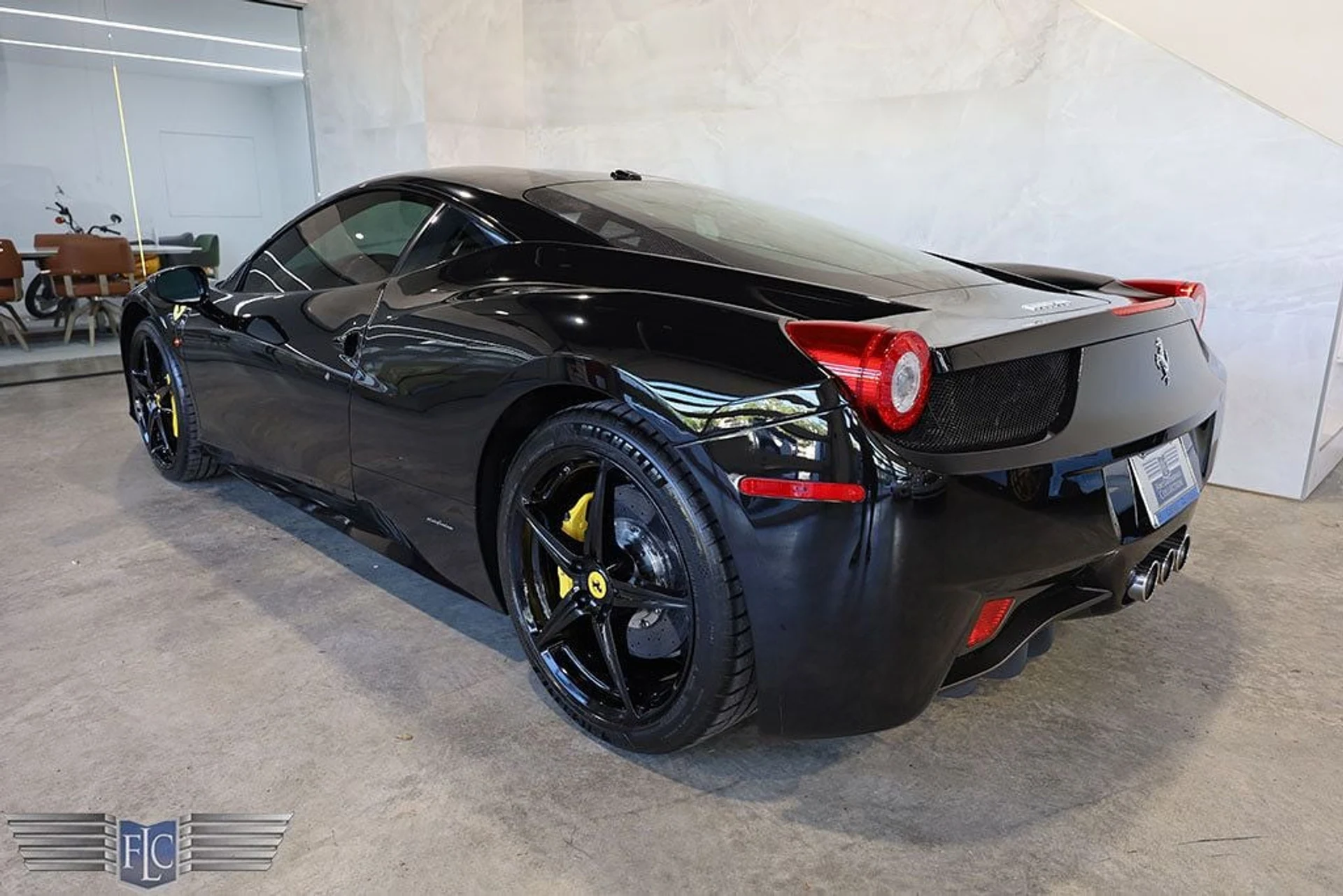 mph004_379412086_used_2011_ferrari_458_italia_2drcoupe_9689_22494262_5_1024_eefa2a0c38