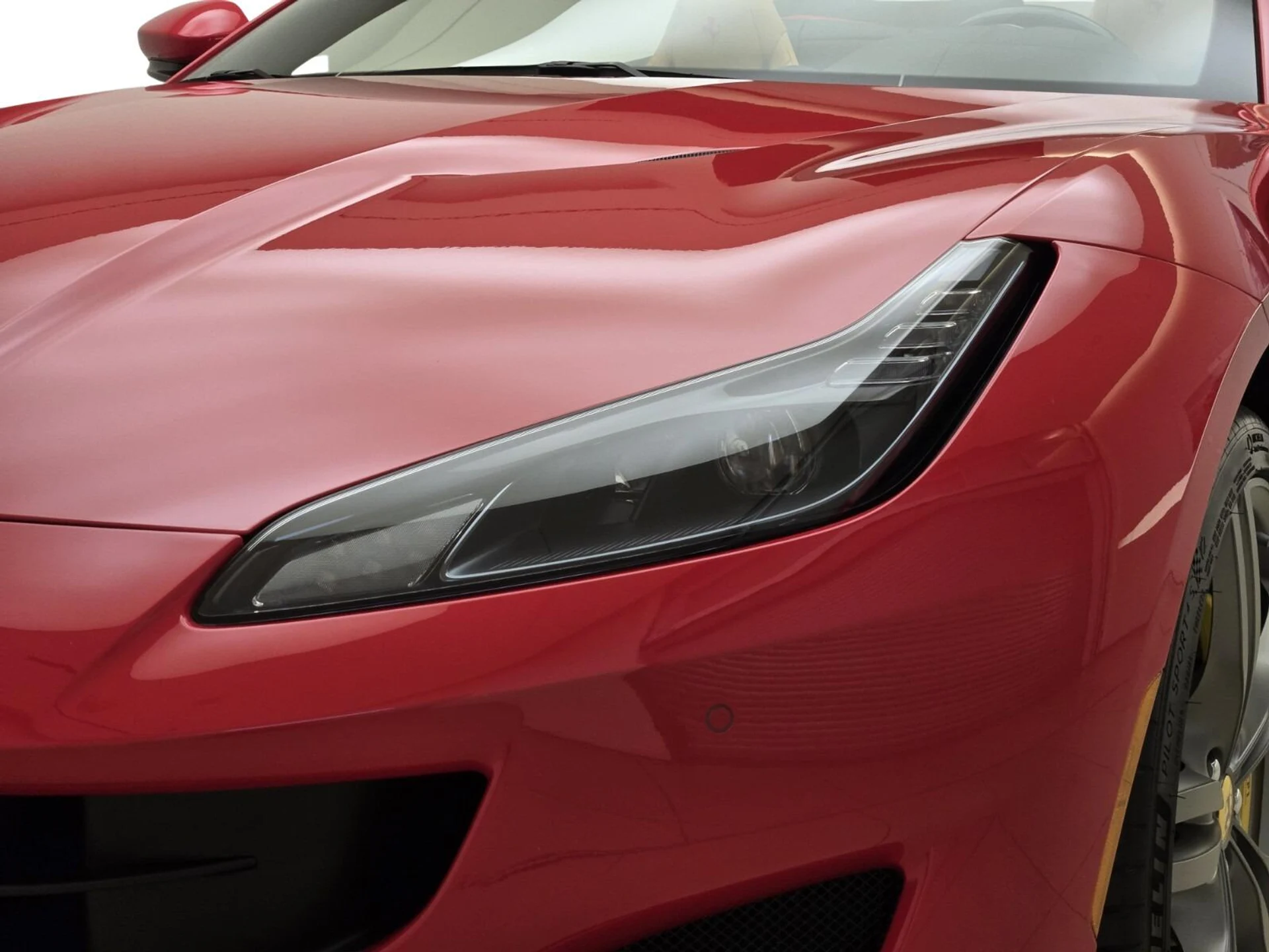 mph004_3794306430_Used_2019_Ferrari_Portofino_1753251649_d1341e4ed3