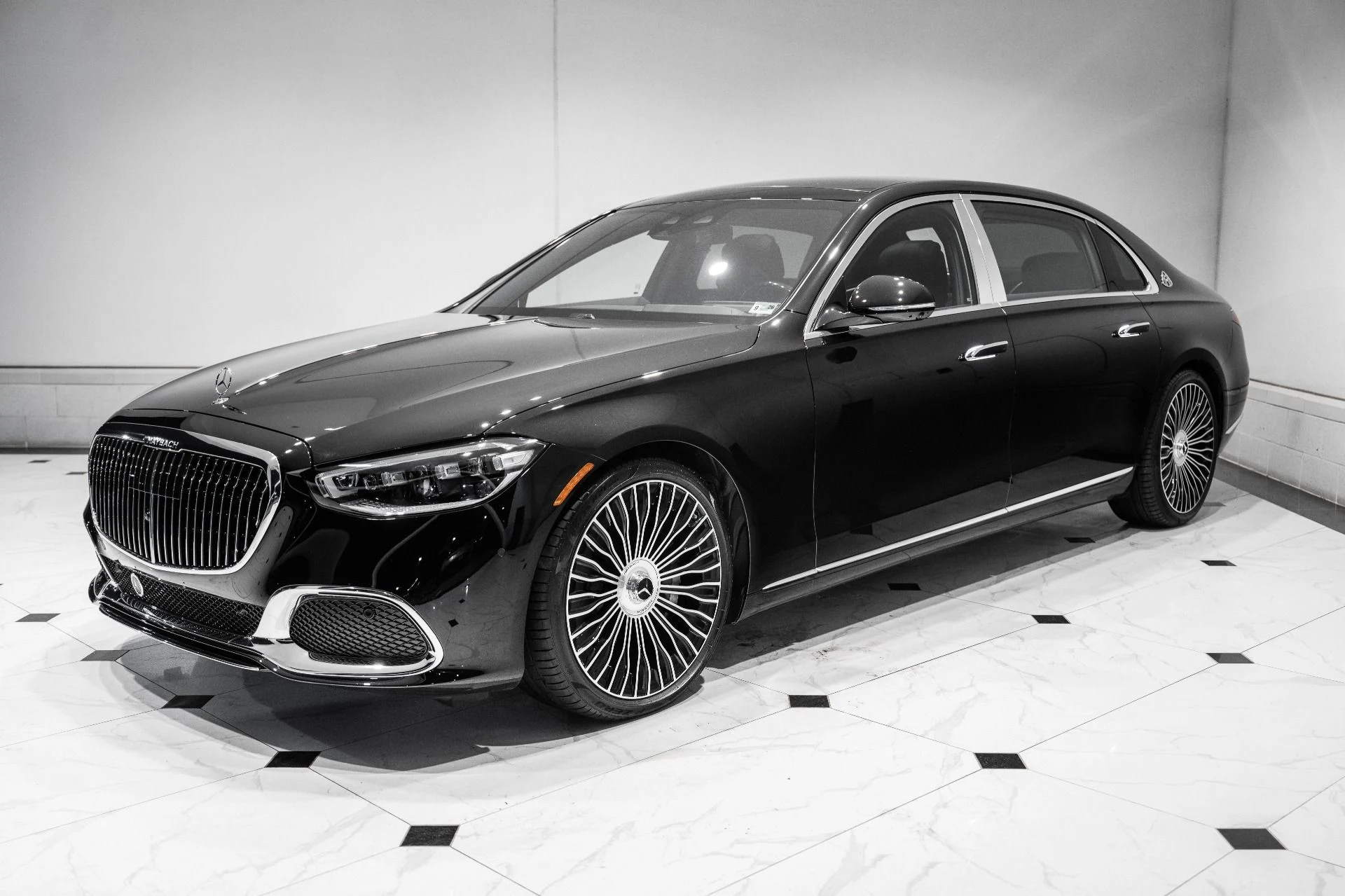 mph004_3797401838_Used_2024_Mercedes_Benz_S_Class_Maybach_S_580_1790005674_b2b30e25bb