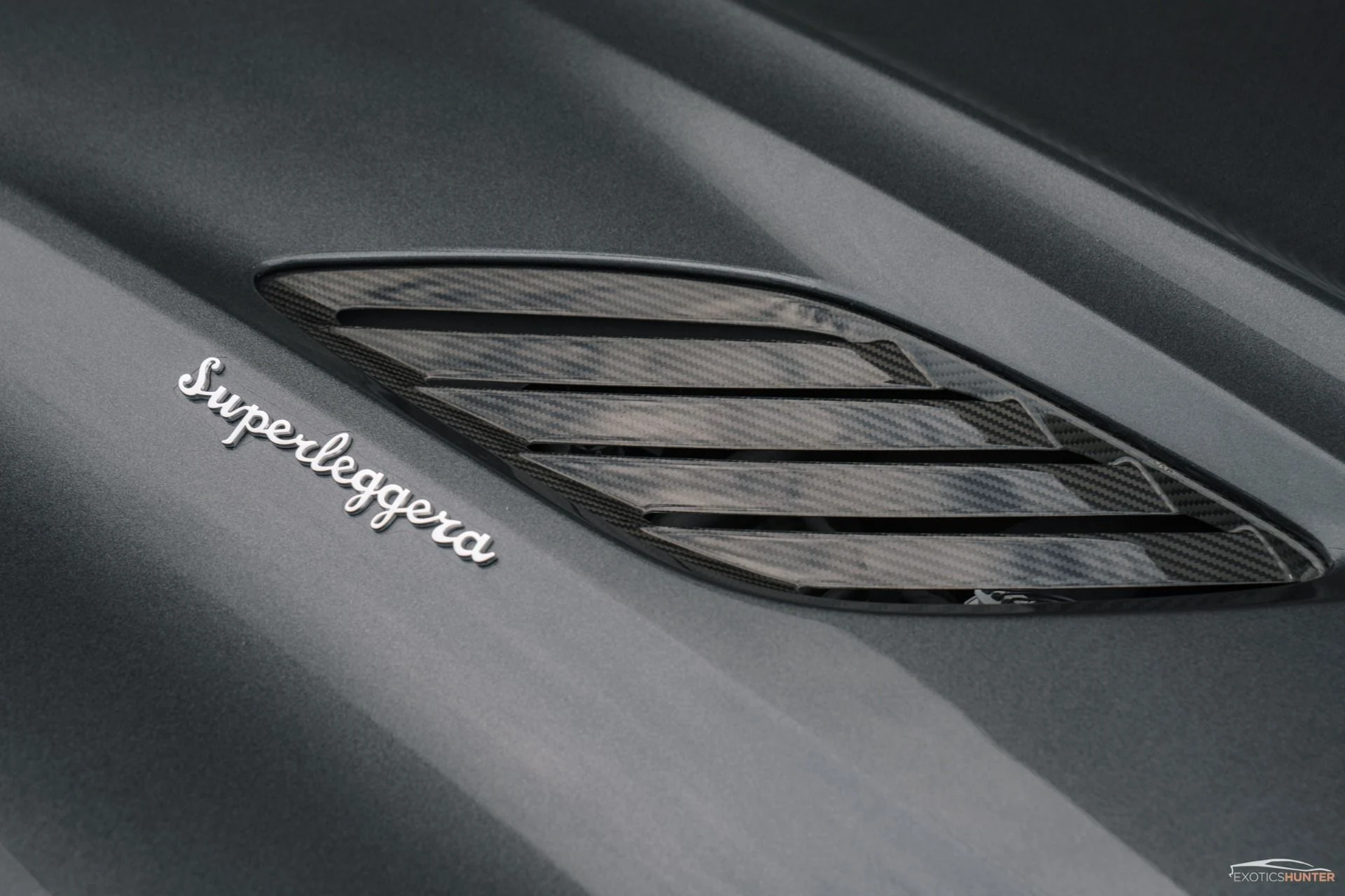 mph004_3799367844_Used_2020_Aston_Martin_DBS_Superleggera_1762814909_4c3a8da65a