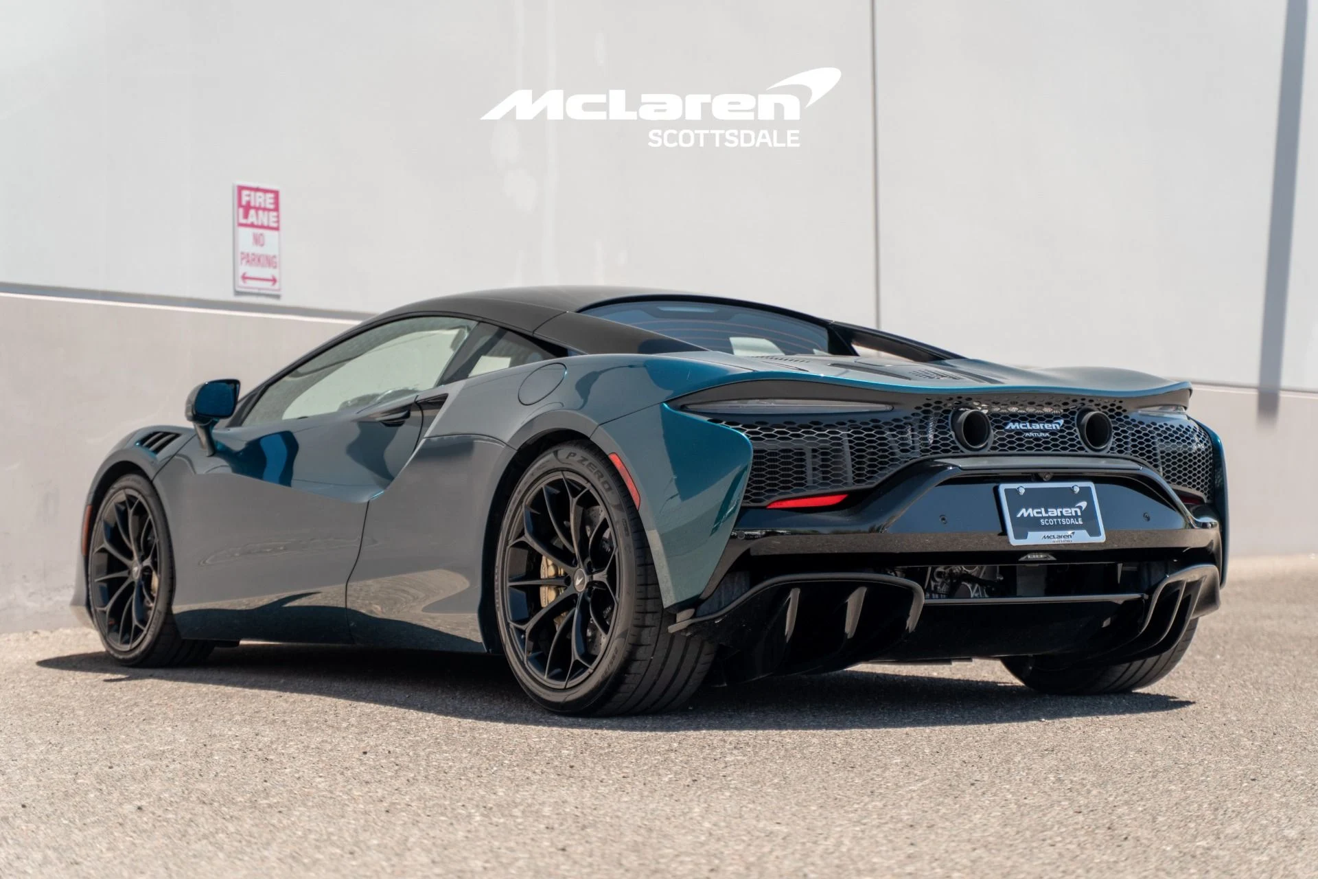 mph004_3811362498_Used_2023_MCLAREN_ARTURA_1780692300_8810e04206