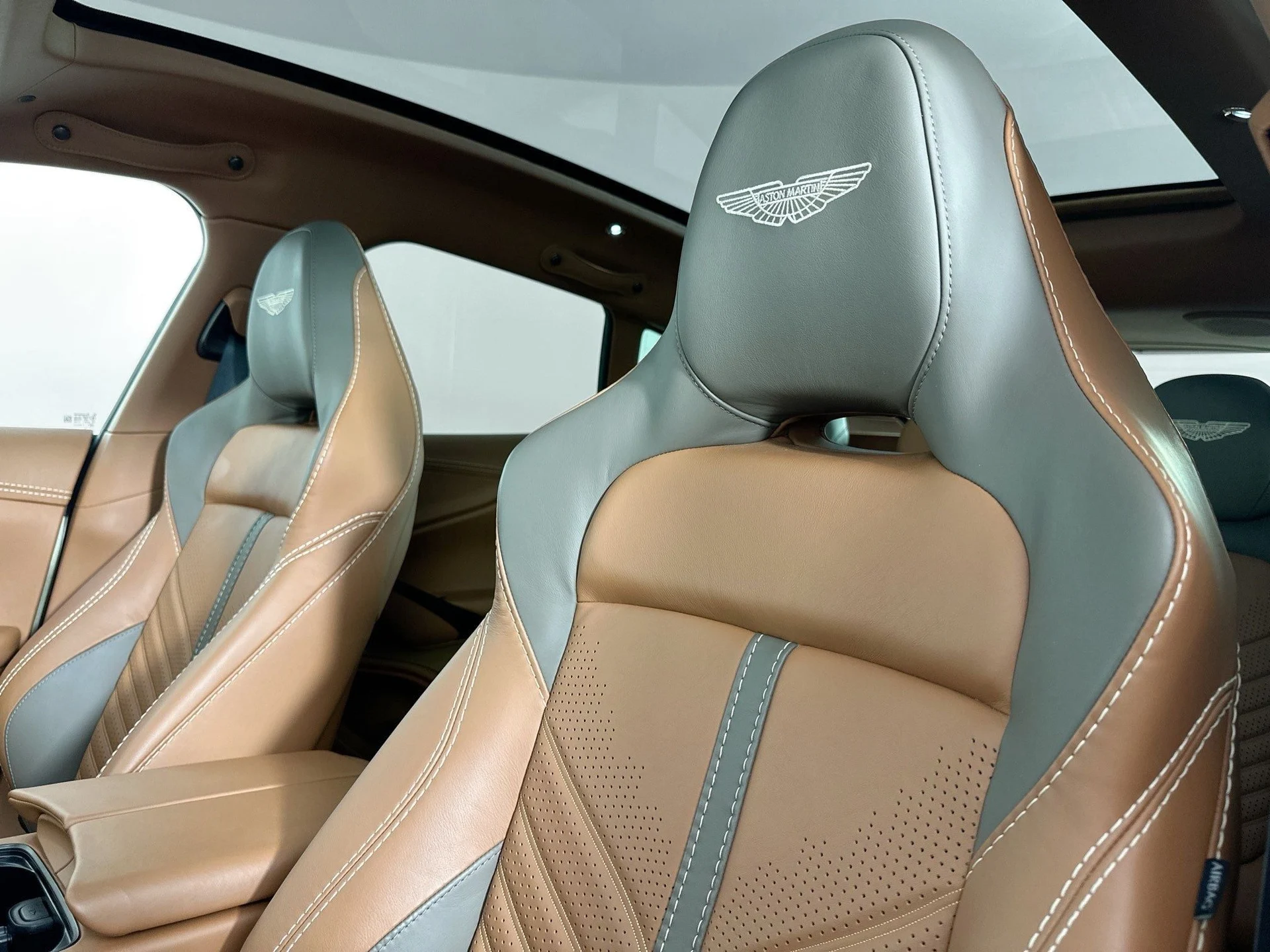 mph004_3813339026_5_4f176b49f4