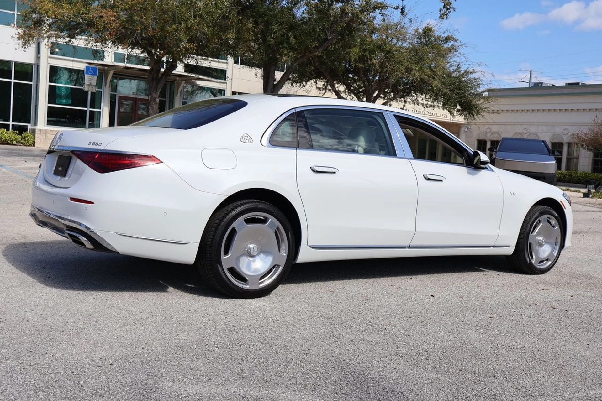 mph004_3817578754_5_4a45575820