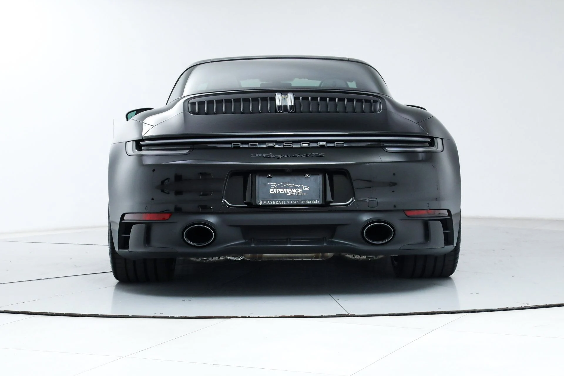 mph004_3827138288_a6e0df31fc672def5e1114b114407dbc_36e627b628