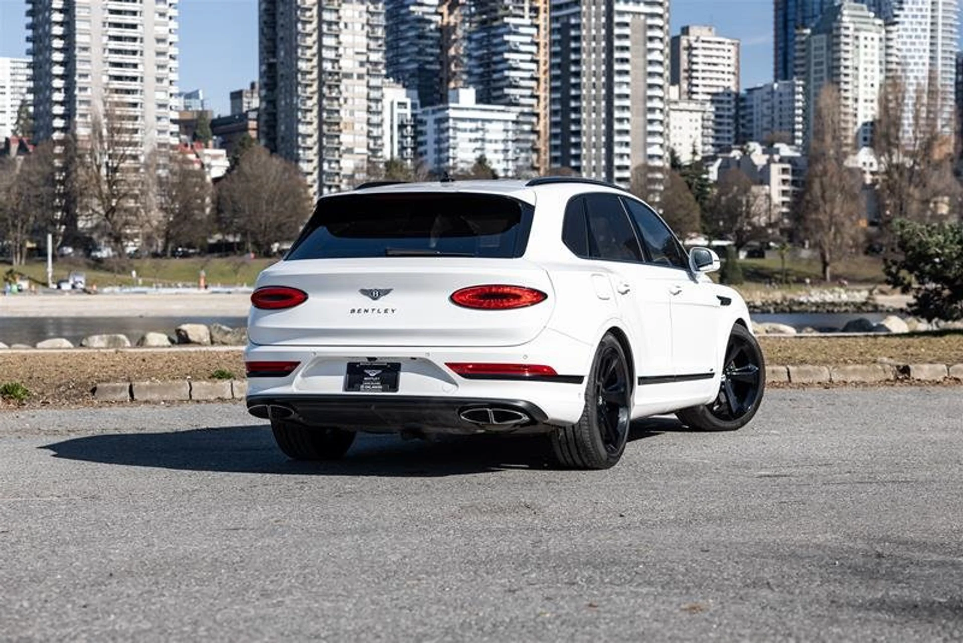 mph004_3834640214_37850546_06723_11783903_1611765076_9e7f7d4eeb