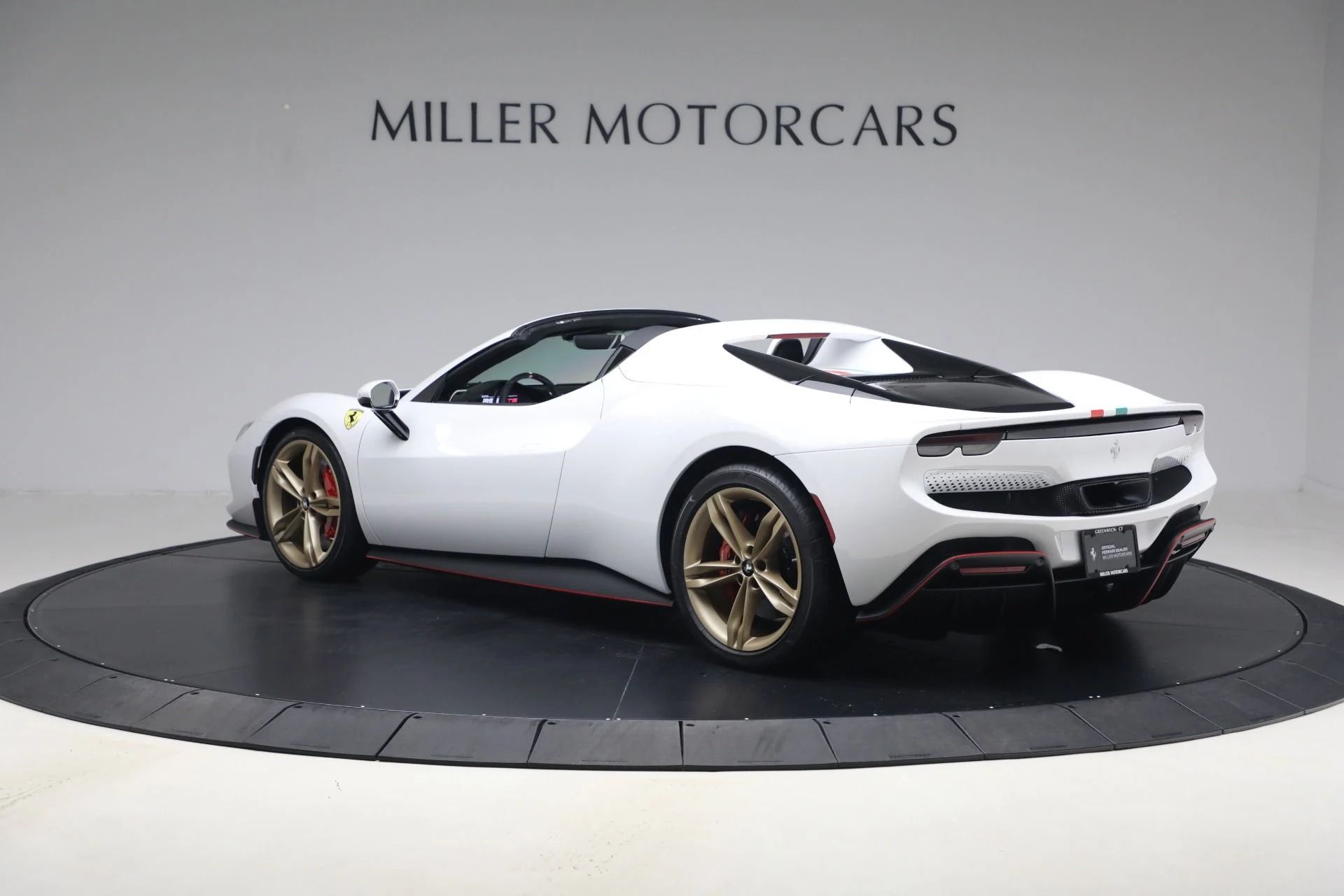 mph004_3840836494_Used_2025_Ferrari_296_GTS_1774108036_d1eb44bcd9