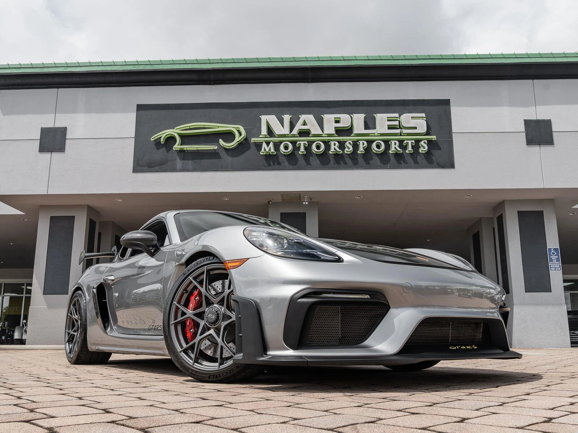 mph004_3841793121_Used_2024_Porsche_718_Cayman_GT_4_RS_1790111636_fac1494938