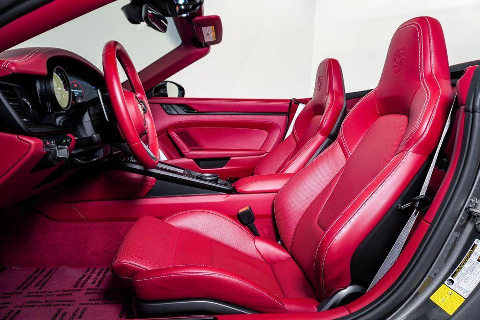 mph004_3844138833_IC_3_UDFMR_Xc_Ga_VZT_7zrj0s_ES_8_IA_487f59452a