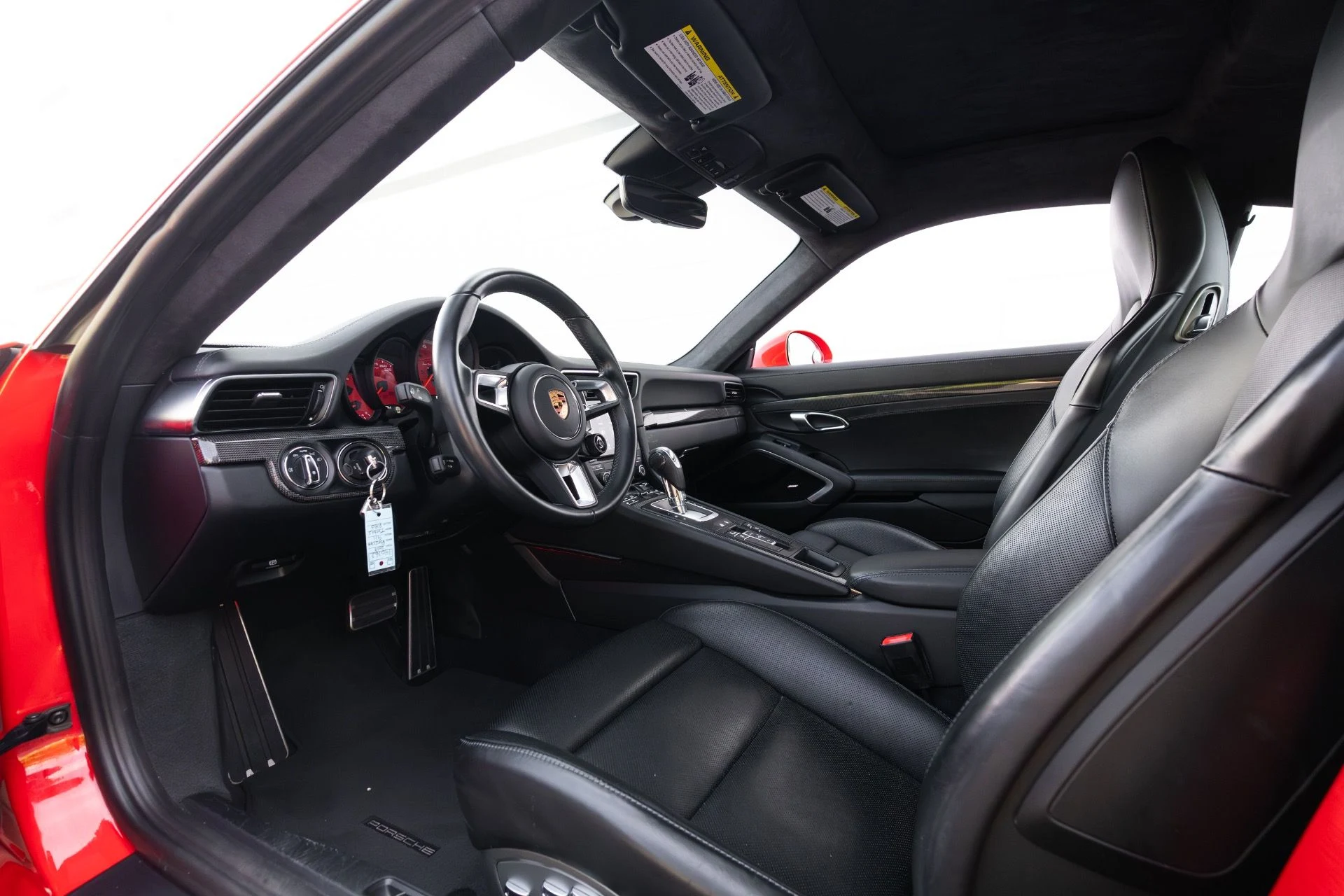 mph004_3845483392_Used_2019_Porsche_911_Turbo_S_1778703319_6152b9468e