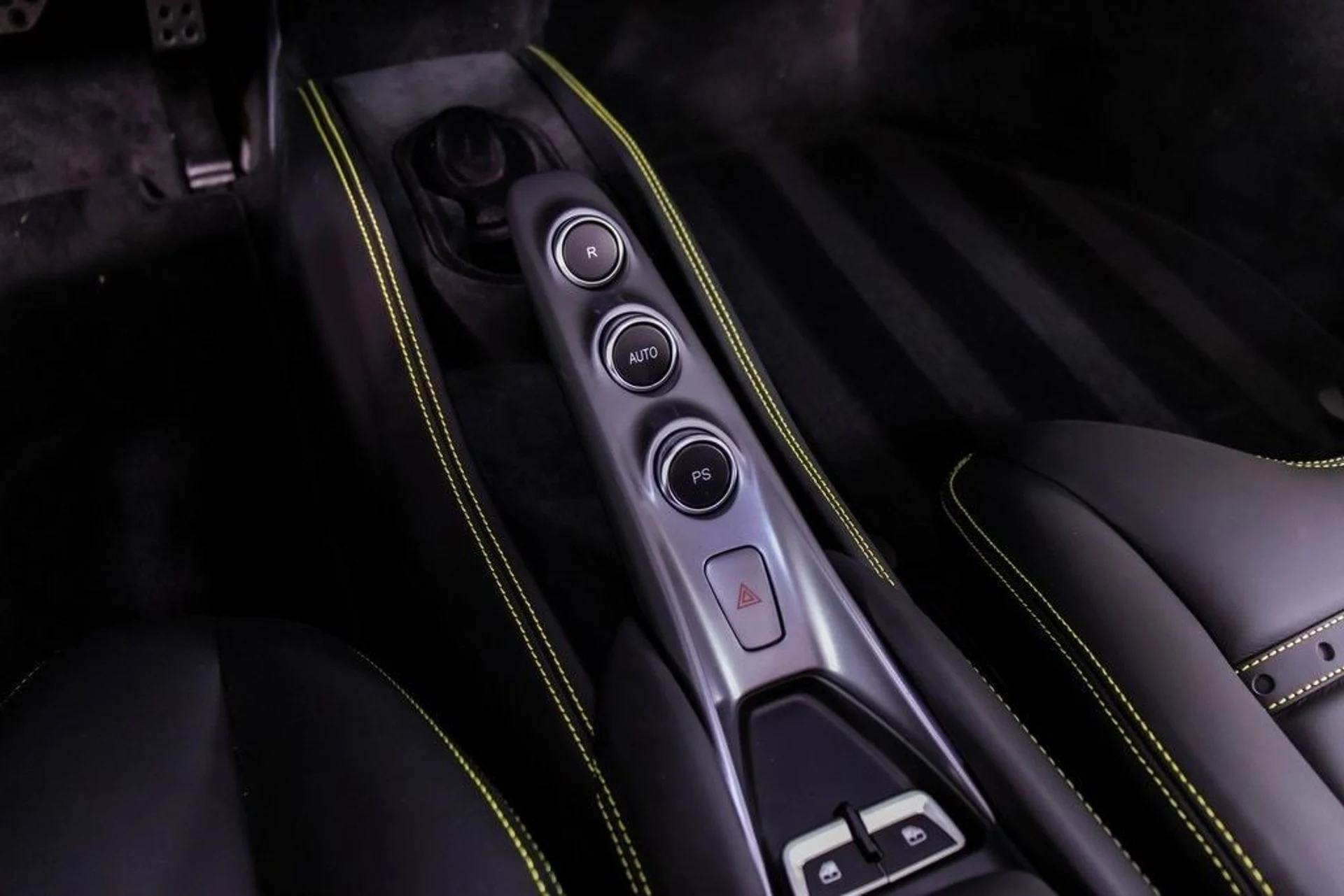 mph004_3848432553_8e84849d17a4b59e725ffe31dae0d69ax_865b6492d0