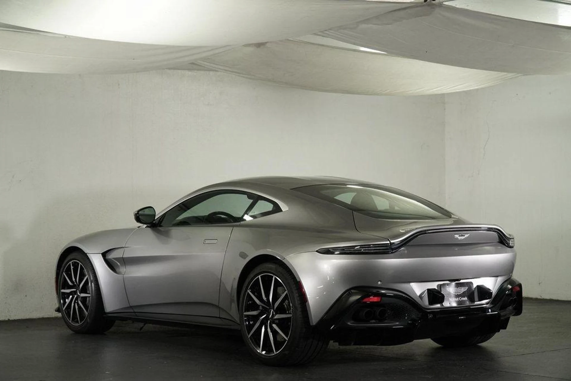 mph004_3854741193_0p_P2_w4_D_Jnb_W_Ch_Hu_Vy_Bcg8to_Dj4_a6081f49e8