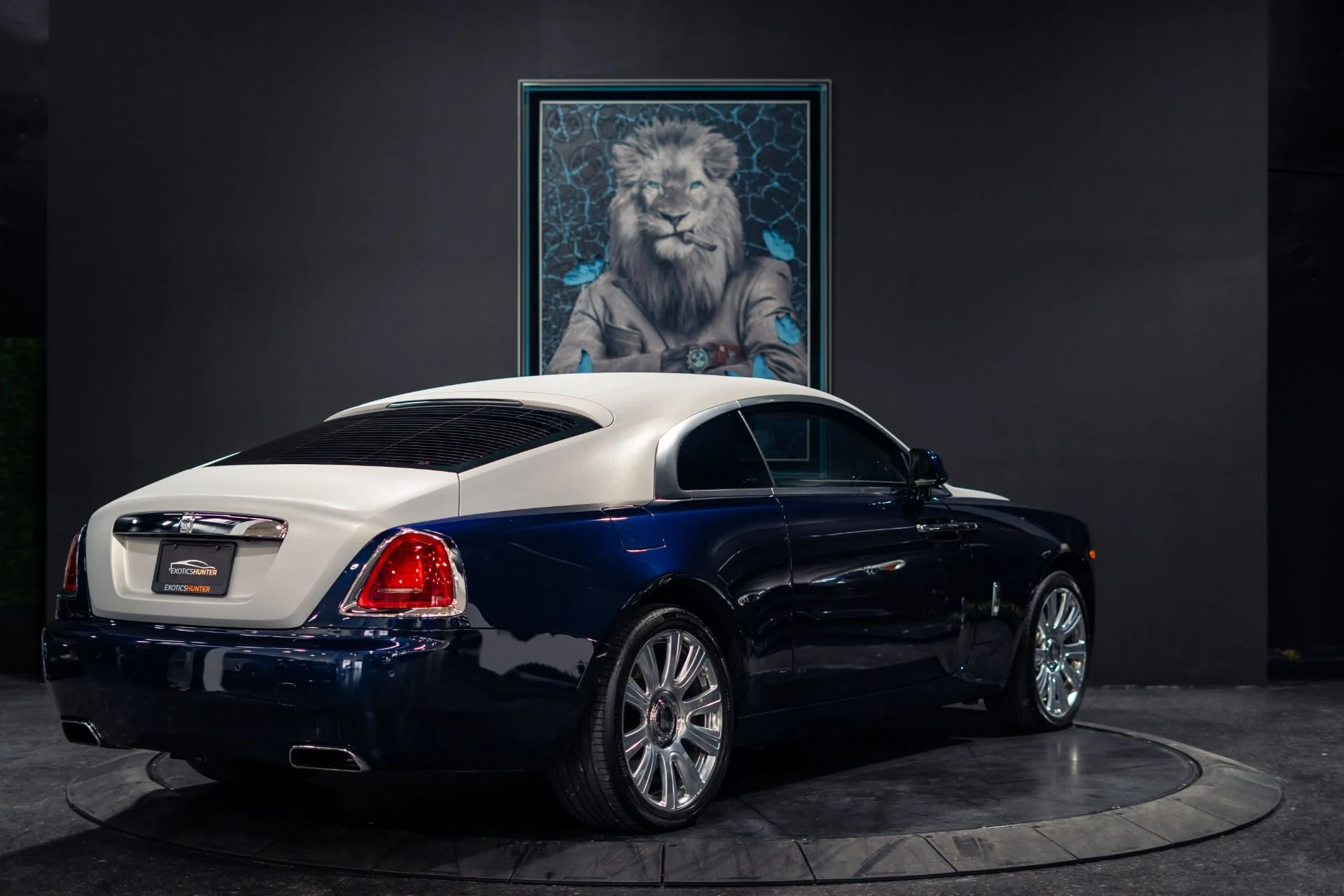 mph004_3866088330_Used_2014_Rolls_Royce_Wraith_Bespoke_Interior_1784145568_8ec47e6b13