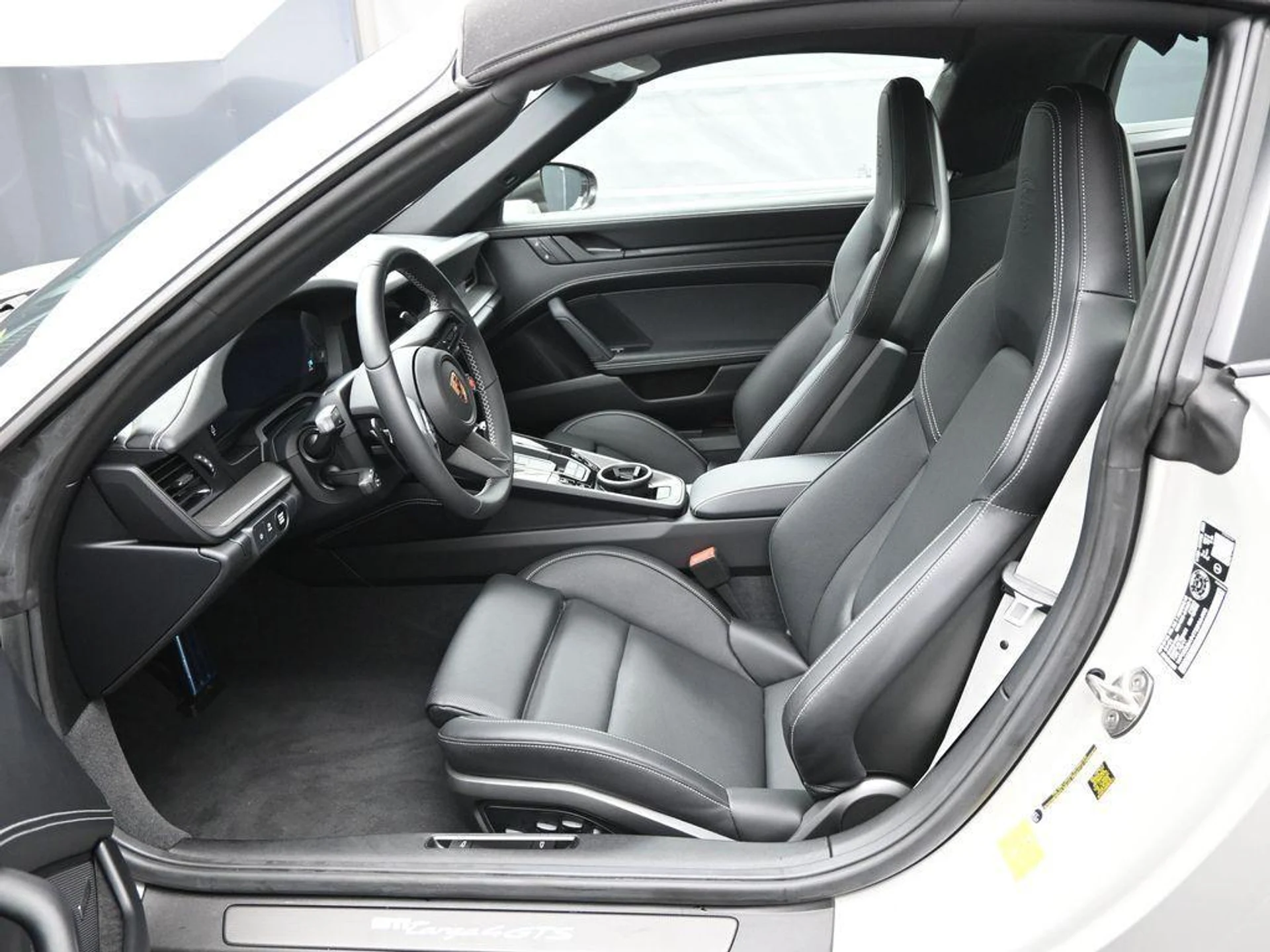 mph004_3873371138_3_HG_Oy_W2_ZP_0bi2a_Q_Lyb_V7w_Ev_G_Yu_I_67924e59ec