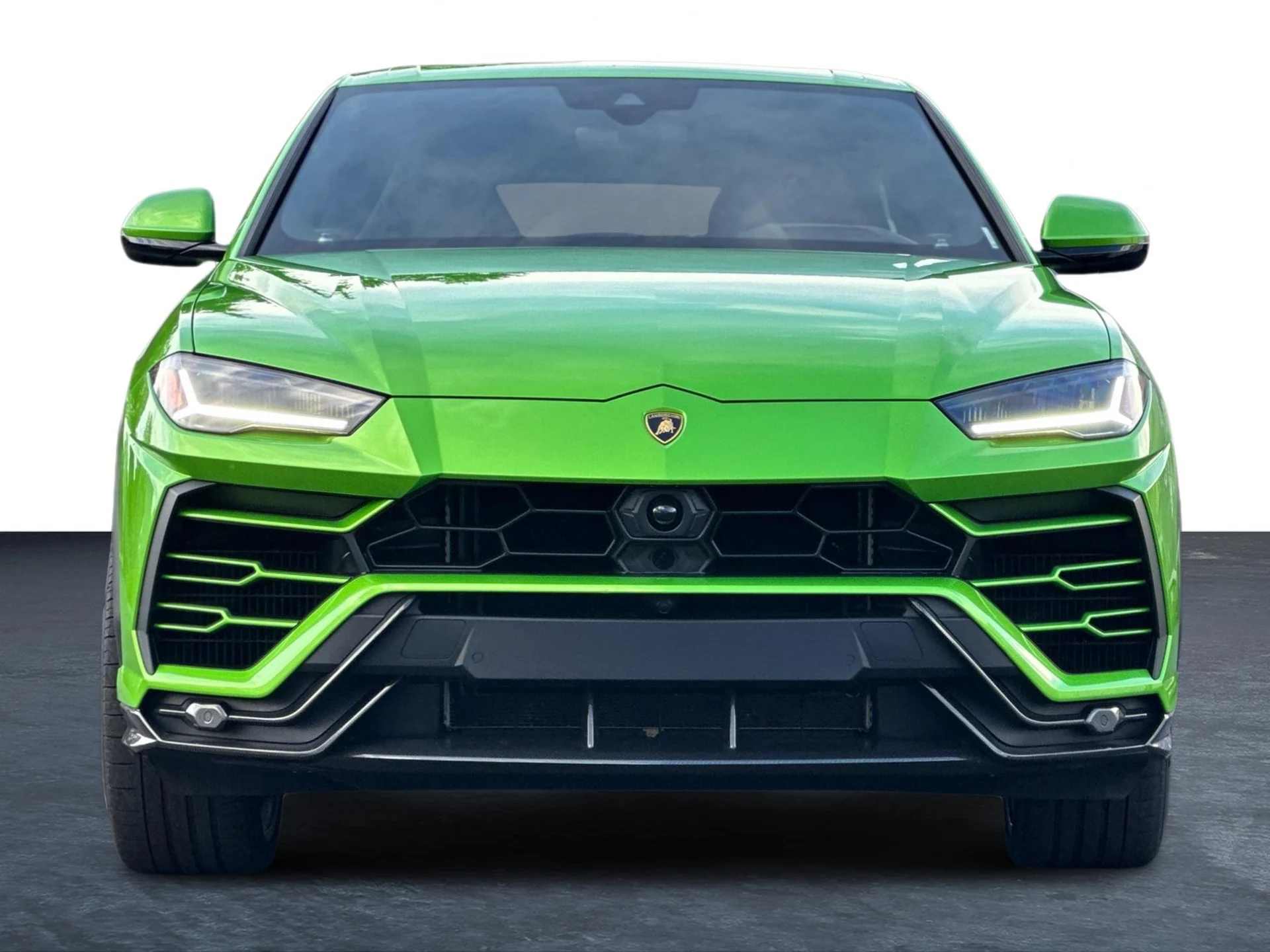 mph004_387688681_Used_2022_Lamborghini_Urus_1760538150_3e30e080b8