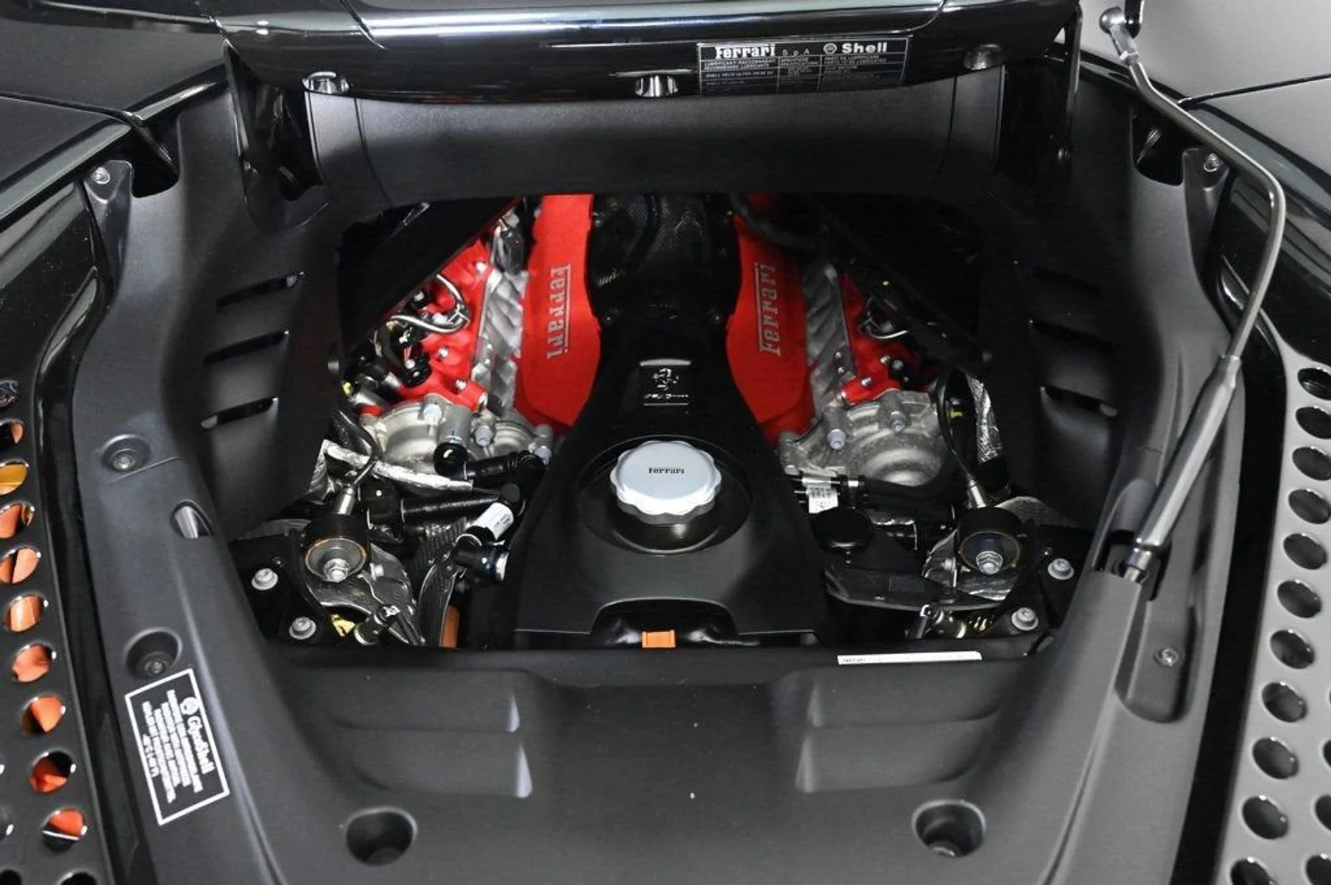 mph004_388118739_c03bc55f85624add8fa50f23b410fc26_d1d7a90a23