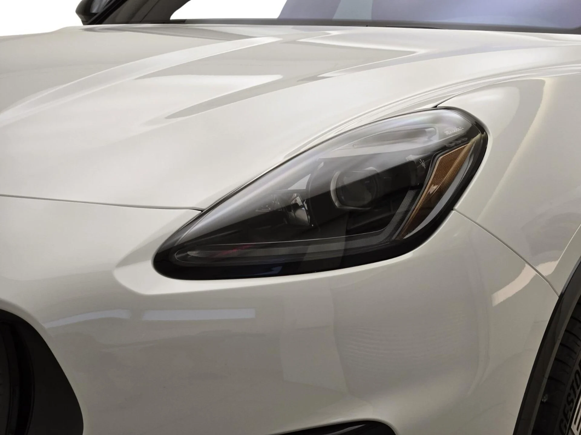 mph004_3886624567_New_2025_Maserati_Grecale_Folgore_1753162008_02a1147166
