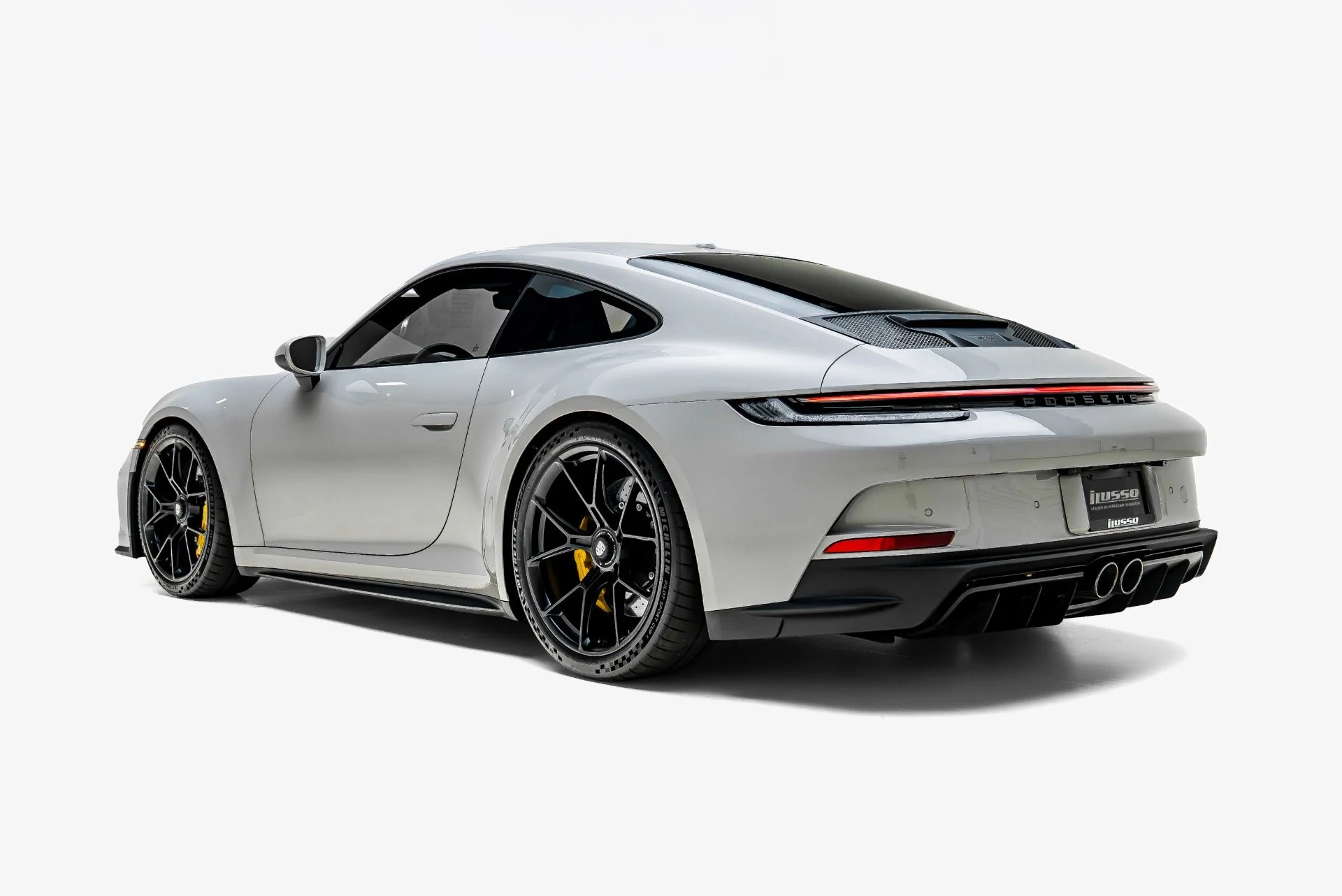 mph004_3895573404_Used_2023_Porsche_911_GT_3_Touring_1784230694_1d24865d0c