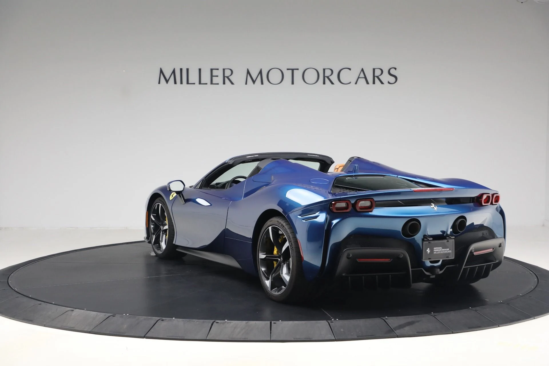 mph004_3895868063_Used_2024_Ferrari_SF_90_Spider_1791405464_9d044049ef