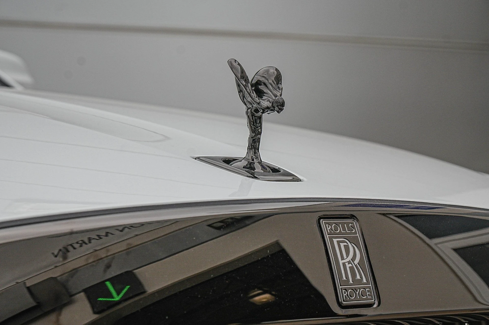 mph004_3902821996_Hi_Tech_Luxury_Imports_LLC_SCA_33_GZ_06_SU_228684_image_4_e86e54a2c8