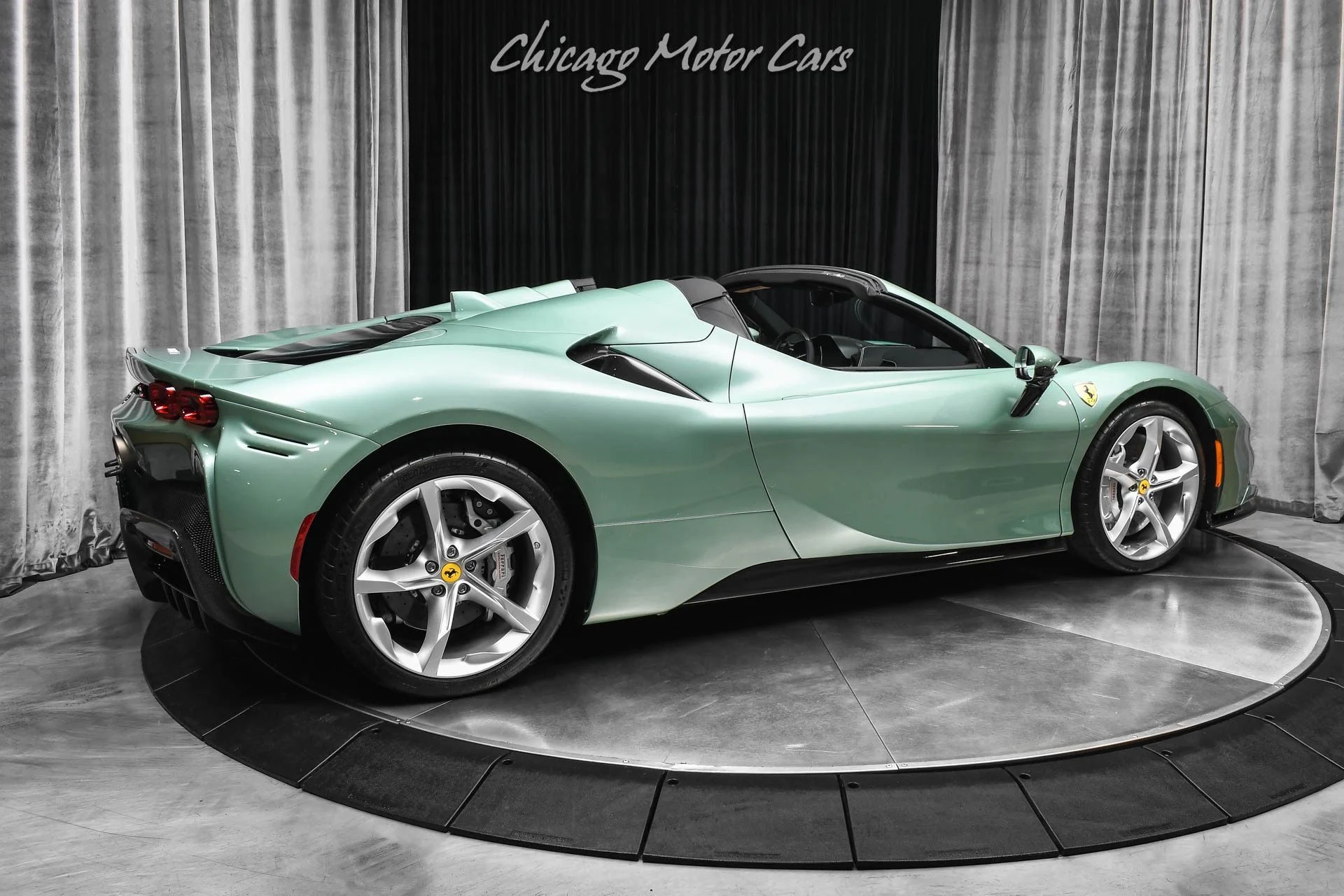 mph004_3903480279_13468_p5_l_e006371939