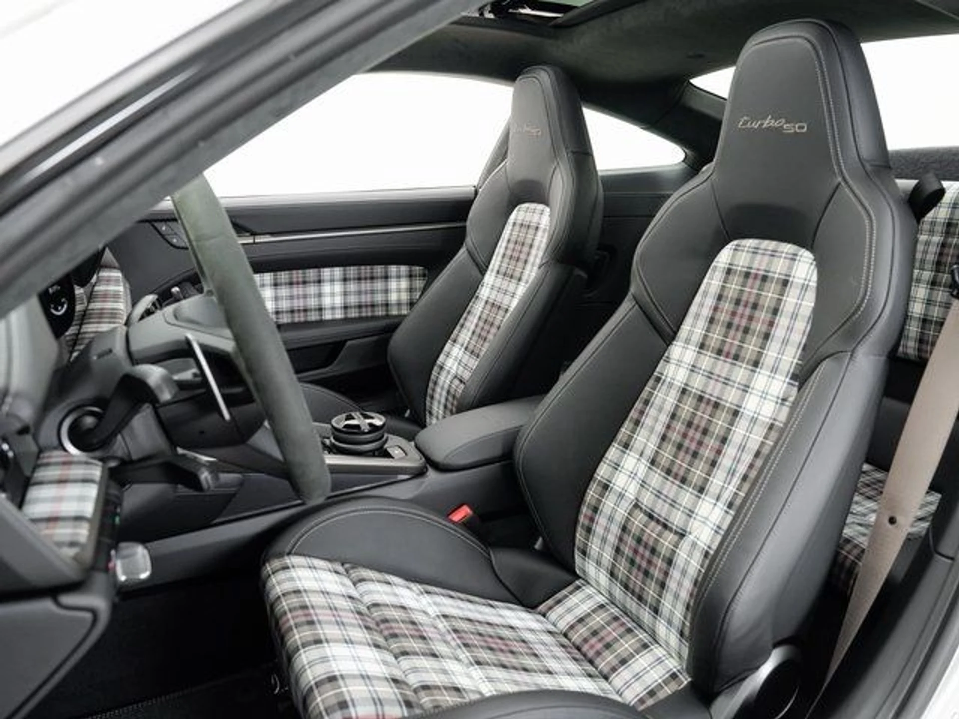 mph004_3907337290_9adf8a88732317c58f52ab349ca953f7_470cc2eb1d