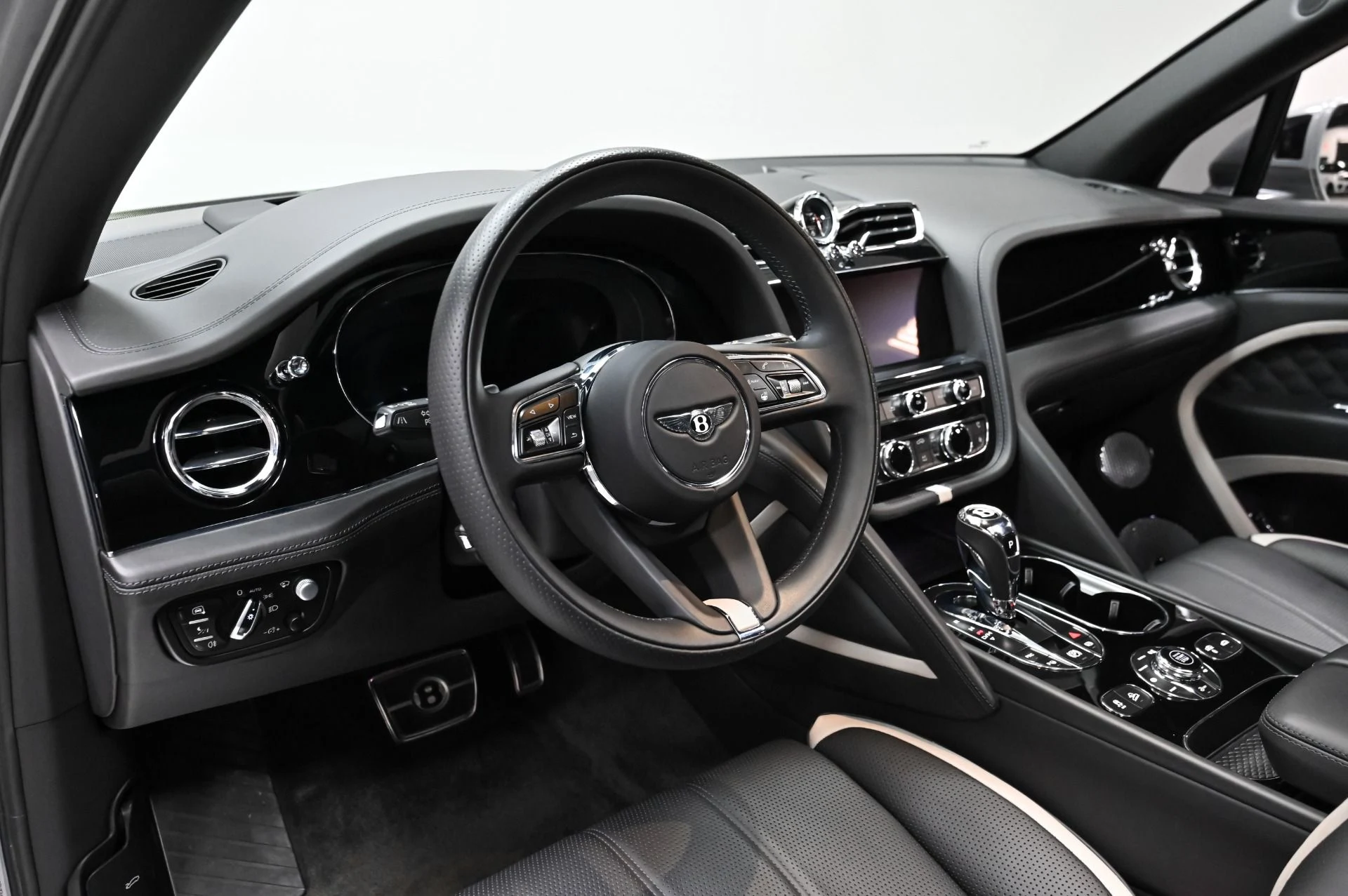 mph004_3908786301_Used_2022_Bentley_Bentayga_Speed_1754348236_c0c51f7398