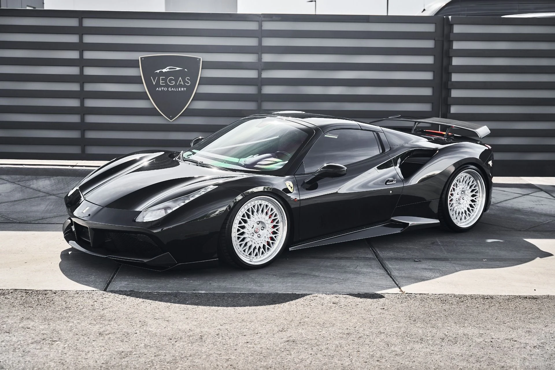 mph004_3911114336_Used_2018_Ferrari_488_Spider_Base_1786671514_460a168d25