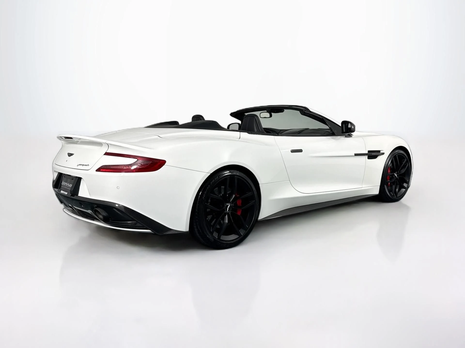 mph004_392170923_Used_2015_Aston_Martin_Vanquish_Volante_1782334076_3016b6169d