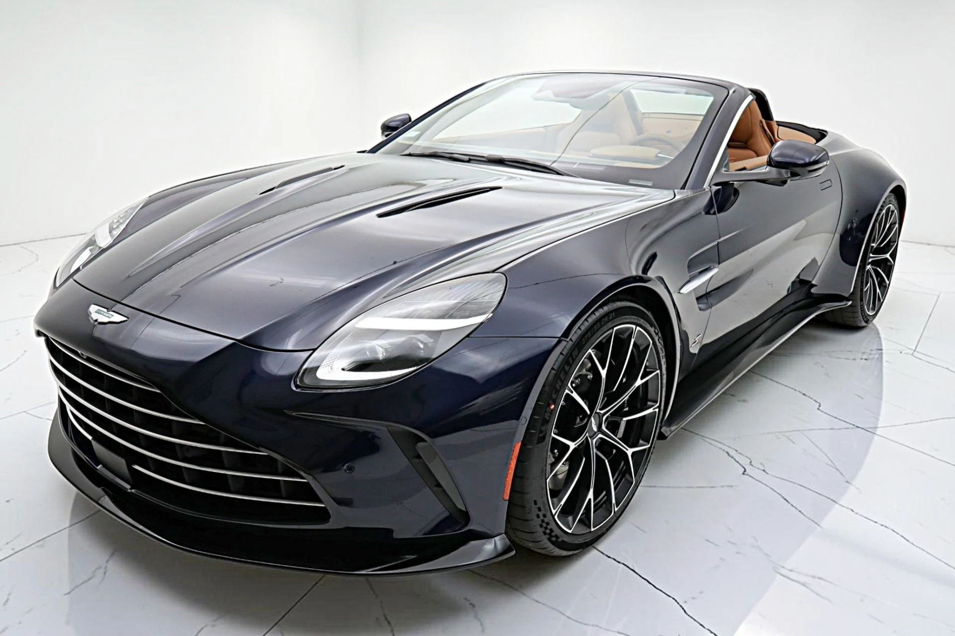 mph004_3926307926_New_2026_Aston_Martin_Vantage_S_Roadster_1d2cd9591c