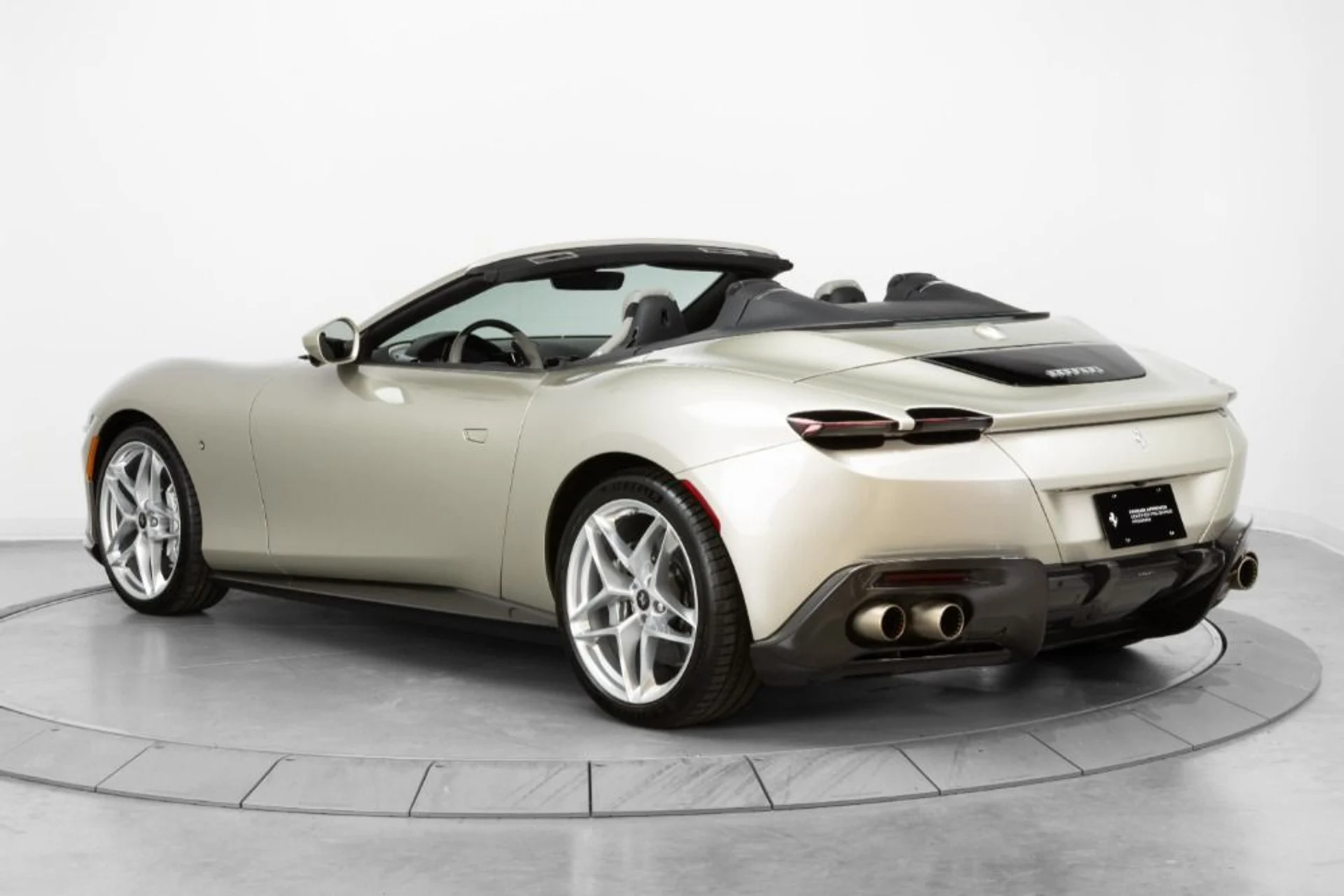 mph004_3944554074_Used_2024_Ferrari_Roma_Spider_3ec6e6a5d4