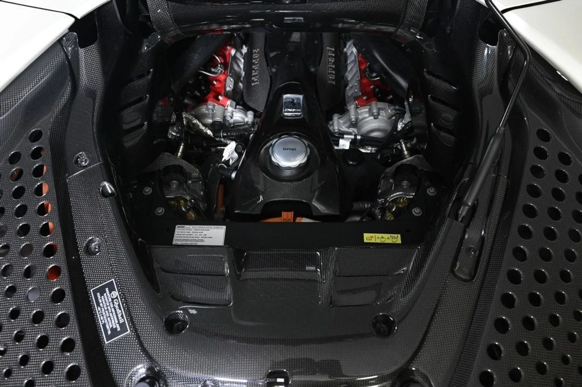 mph004_3945479066_c584683f7a9548118377f096d5a259f7_3c3100534a