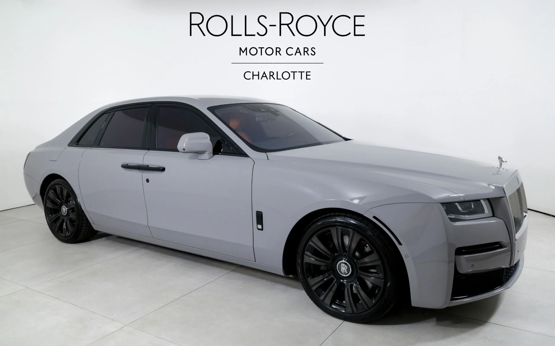 mph004_3953127797_Used_2024_Rolls_Royce_Ghost_1738596098_3cac5d8d7f