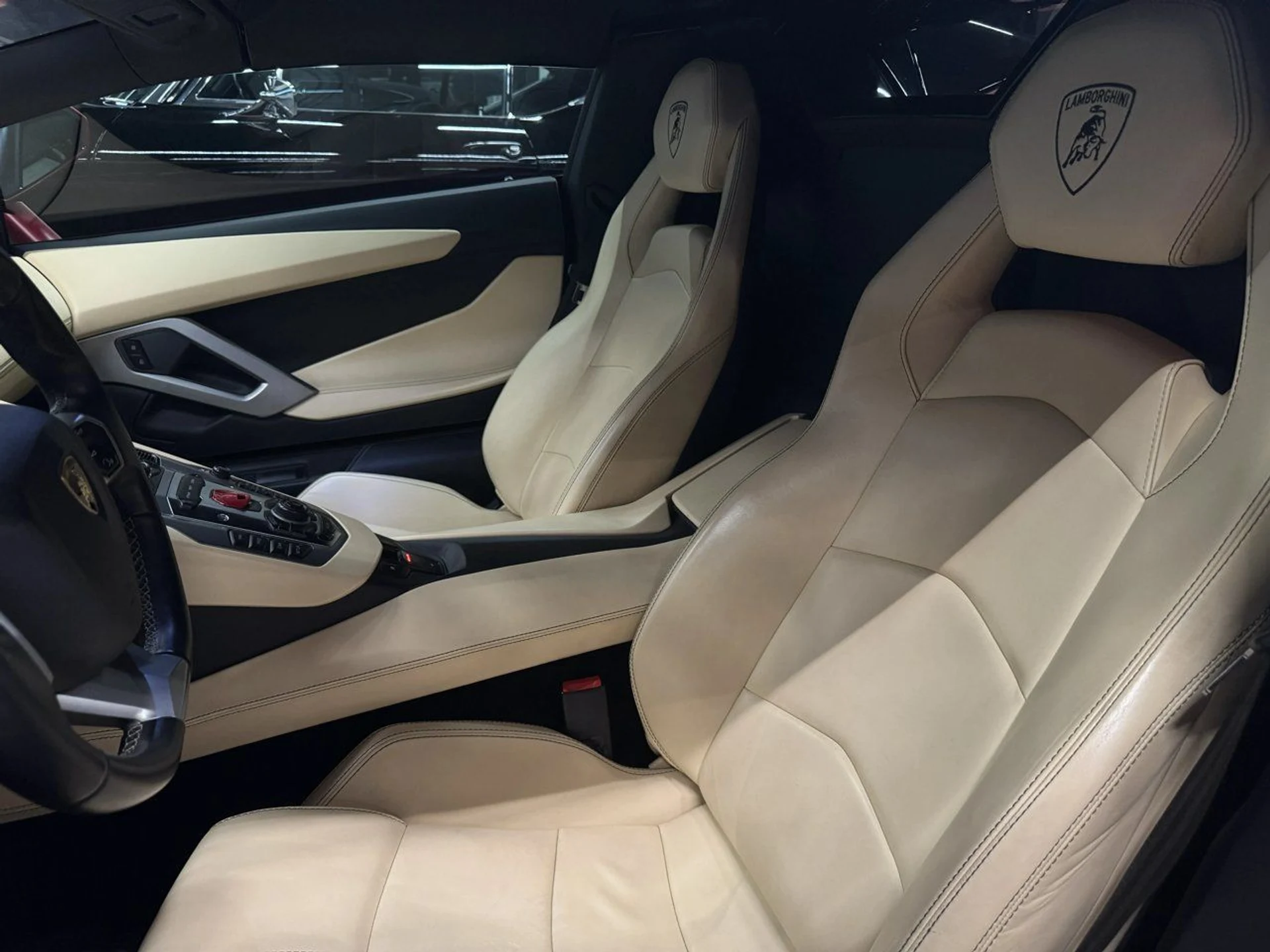 mph004_3957326196_lamborghini_aventador_2016_90fa3286da